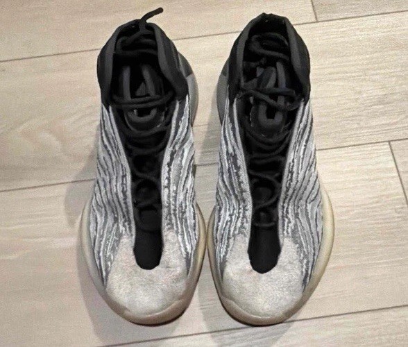 Size 11 – Yeezy QNTM – Q46473 Quantum Grey Lifestyle