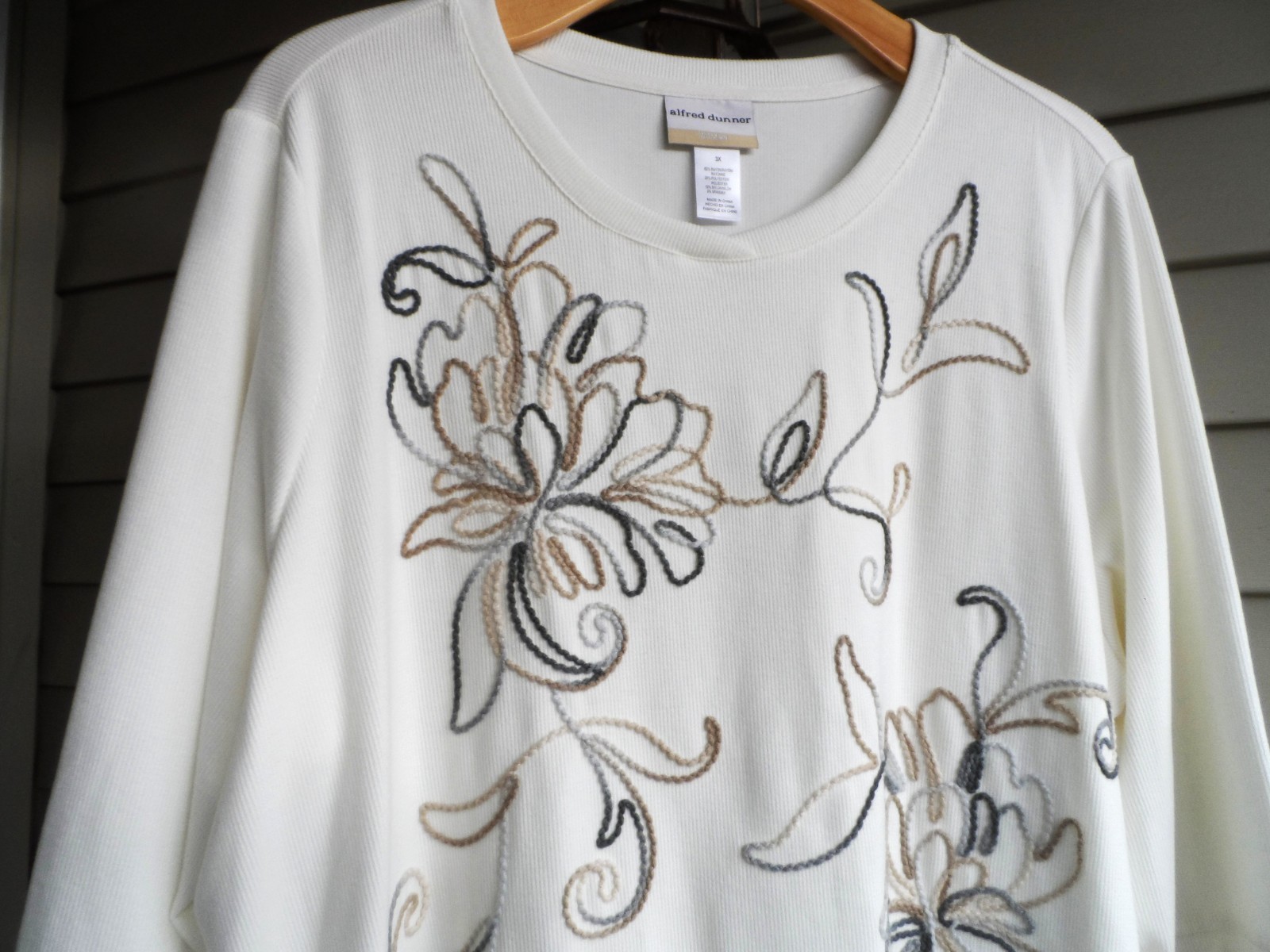 NWT ALFRED DUNNER SWIRLY SOUTACHE NEUTRAL EMROIDERY TRIMS SOFT KNIT TOP 3X $68