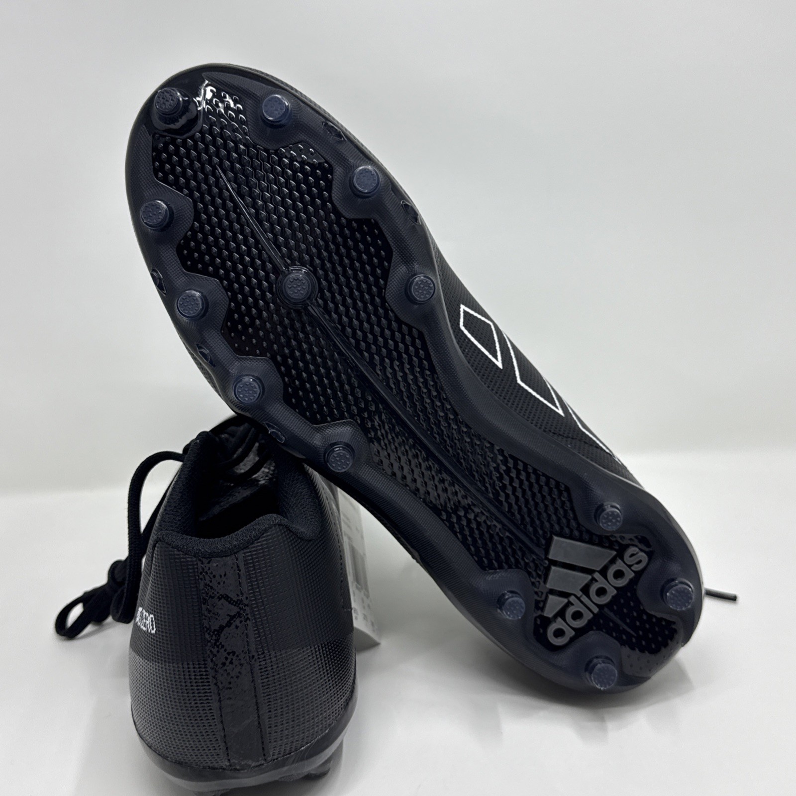 NEW adidas Electric.2 Black White Low Football Cleats IF1902 Size 9.5