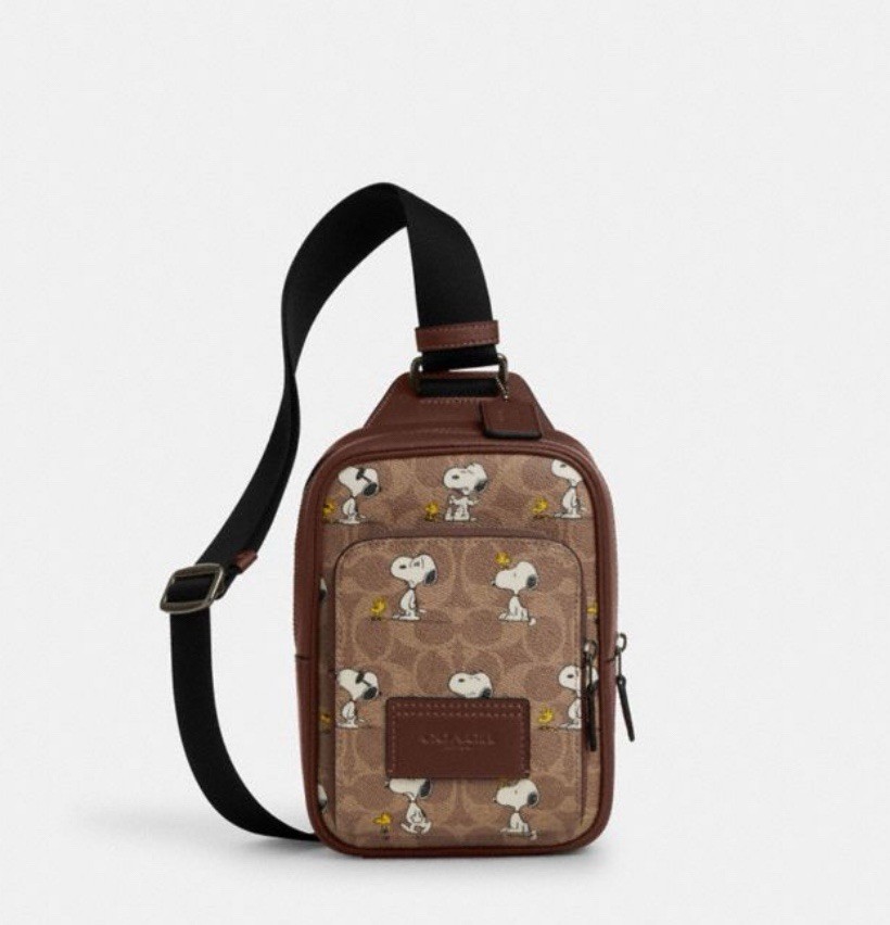 Coach X CBK47 Peanuts Racer Sling Pack in Signature Canvas With Snoopy Print NWT
