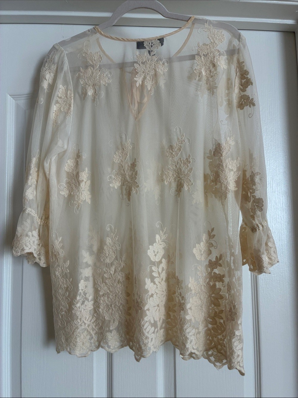 Whimsical Cream Lace Blouse Romantic Feminine Tie Front 3/4 sleeve Size 0X