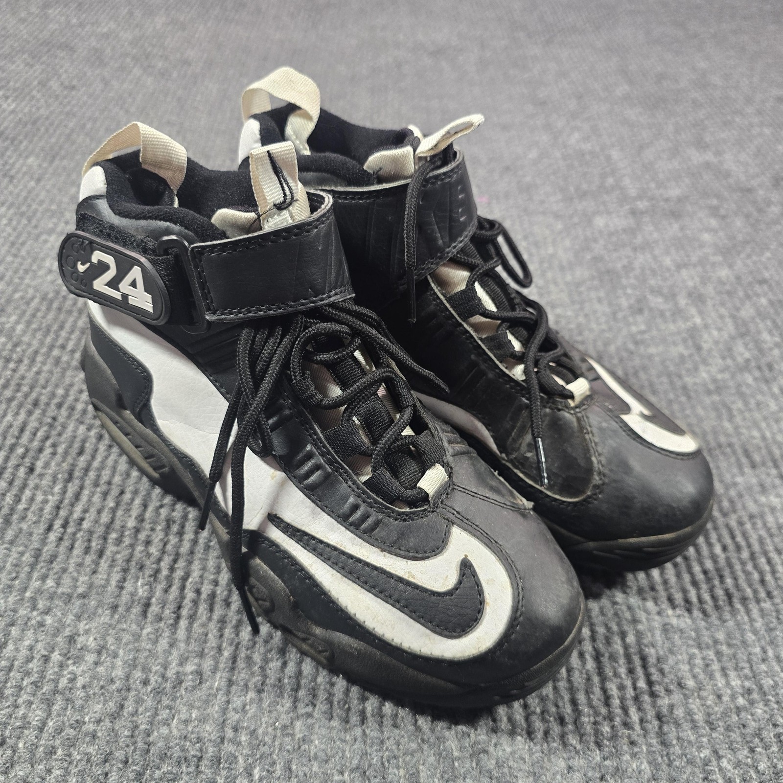 Nike Air Griffey Max 1 Shoes Mens Size 8.5 Black White Sneakers 354912