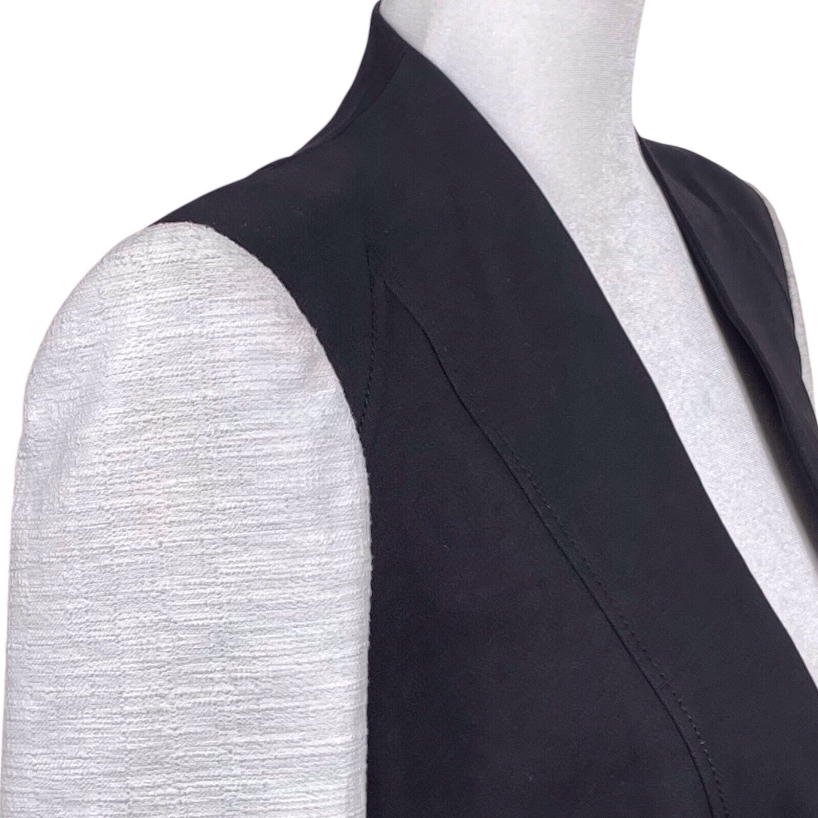 Helmut Lang Cropped Colorblock Blazer Size 6 Black White One-Button Tailored