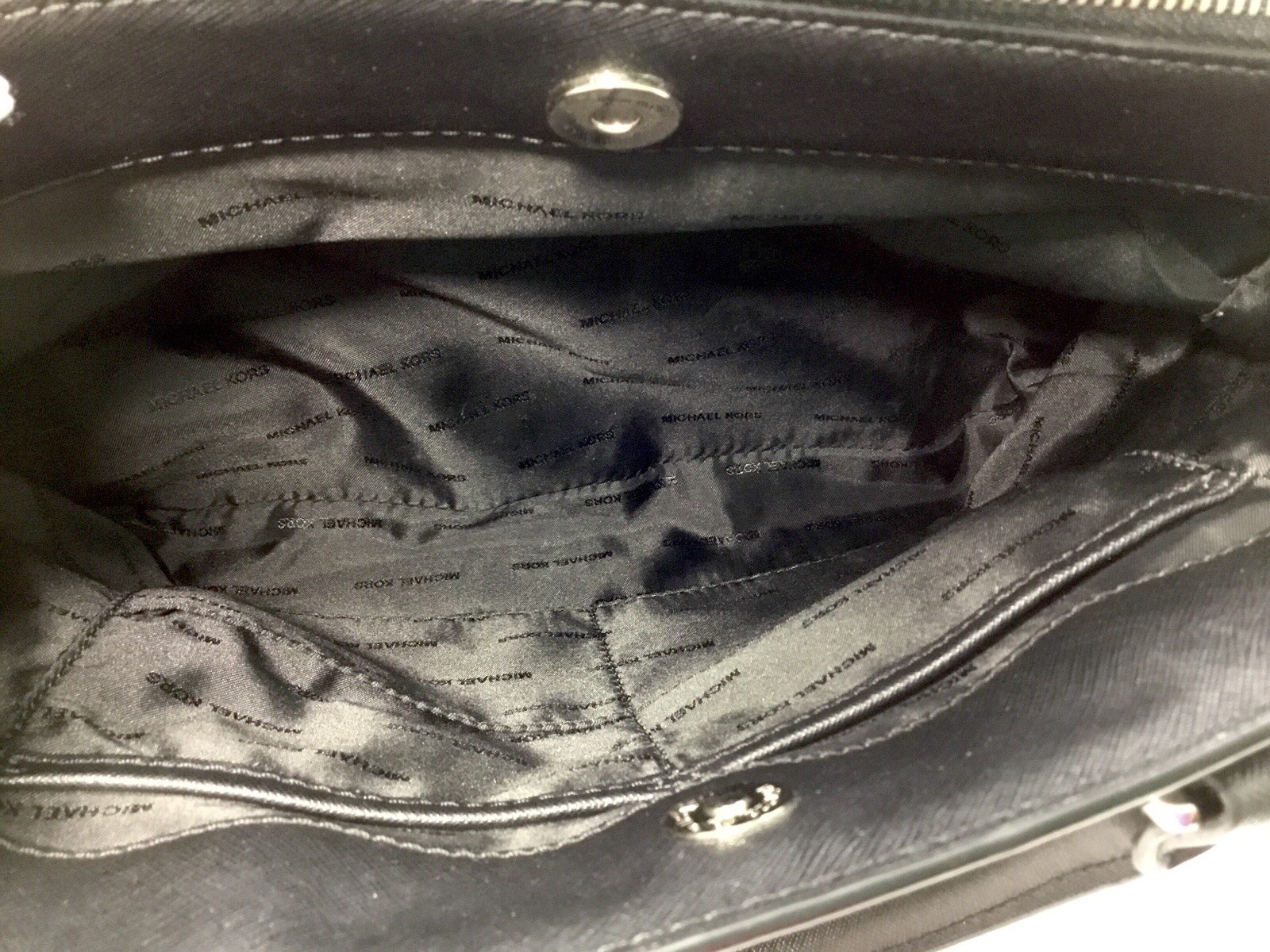MICHAEL Michael Kors Savannah Large Satchel (Pearl Grey/Black) 30F7SS7S3T-PGBLK