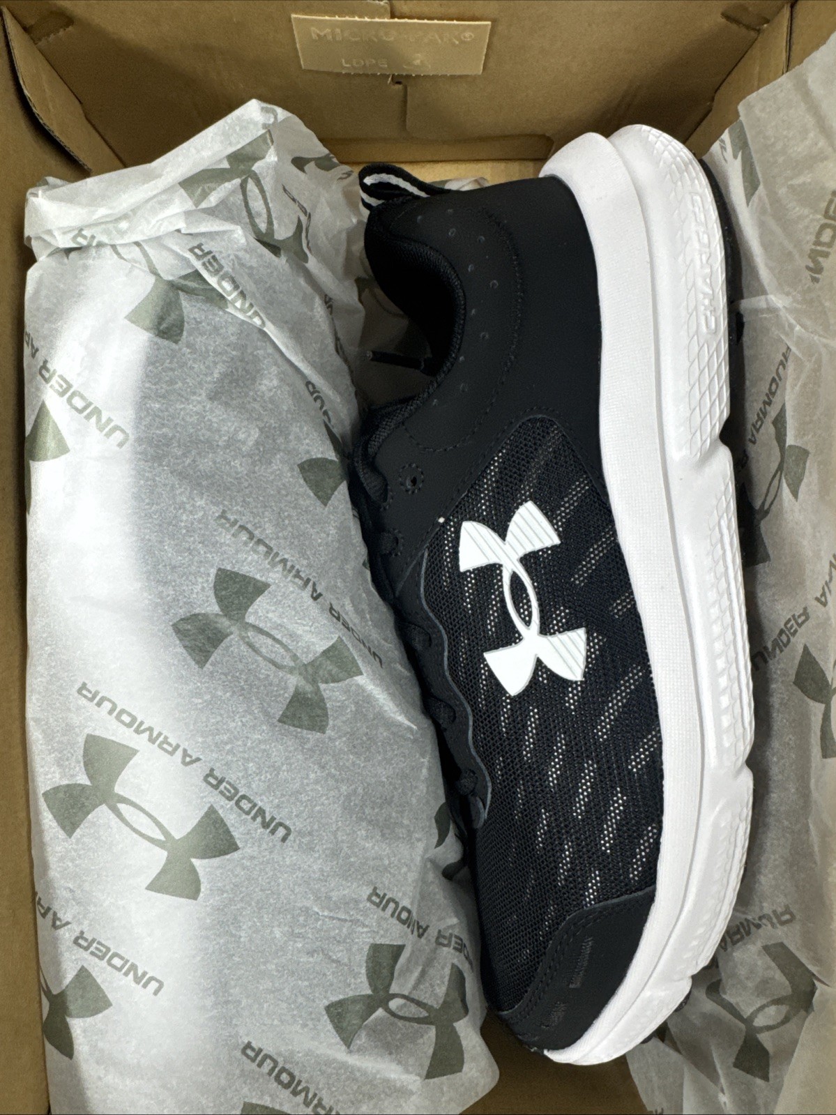 Under Armour Men’s UA Charged Assert Wide (4E) Running Shoes Black White 7.5