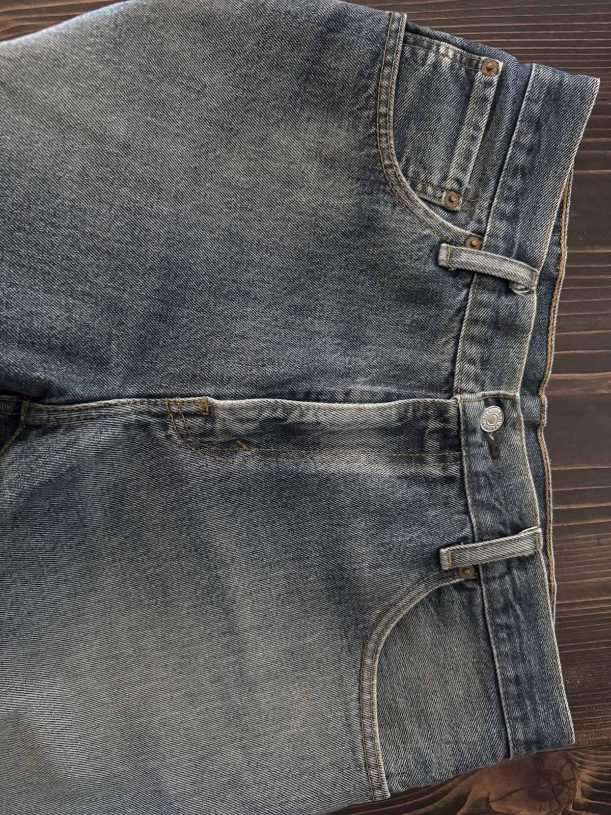 Levi Strauss & Co. 517 Quality Denim Jeans with Rivet Detailing 33×30