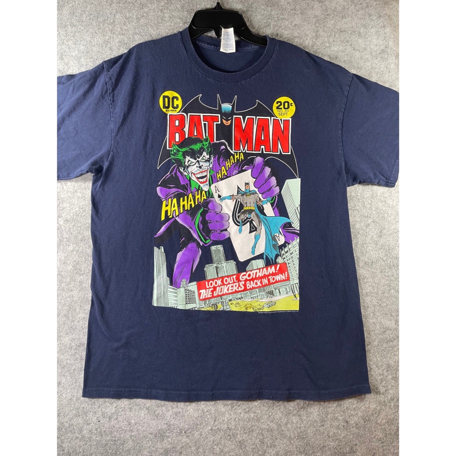 DC Comics Batman The Joker No 251 Comic Cover Graphic T-Shirt Navy Blue Large