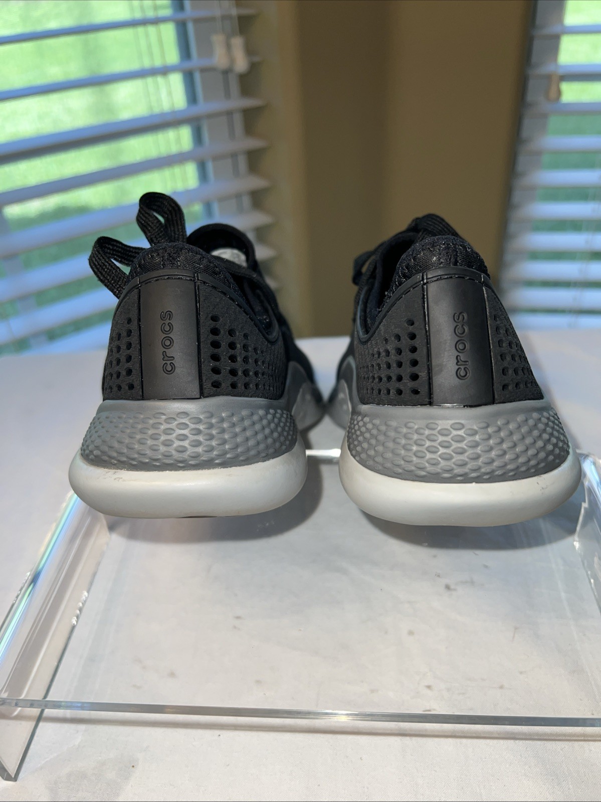 Crocs LiteRide 360 Pacer Black Slate Grey Athletic Shoe Men Sz 8 Lace Up Casual