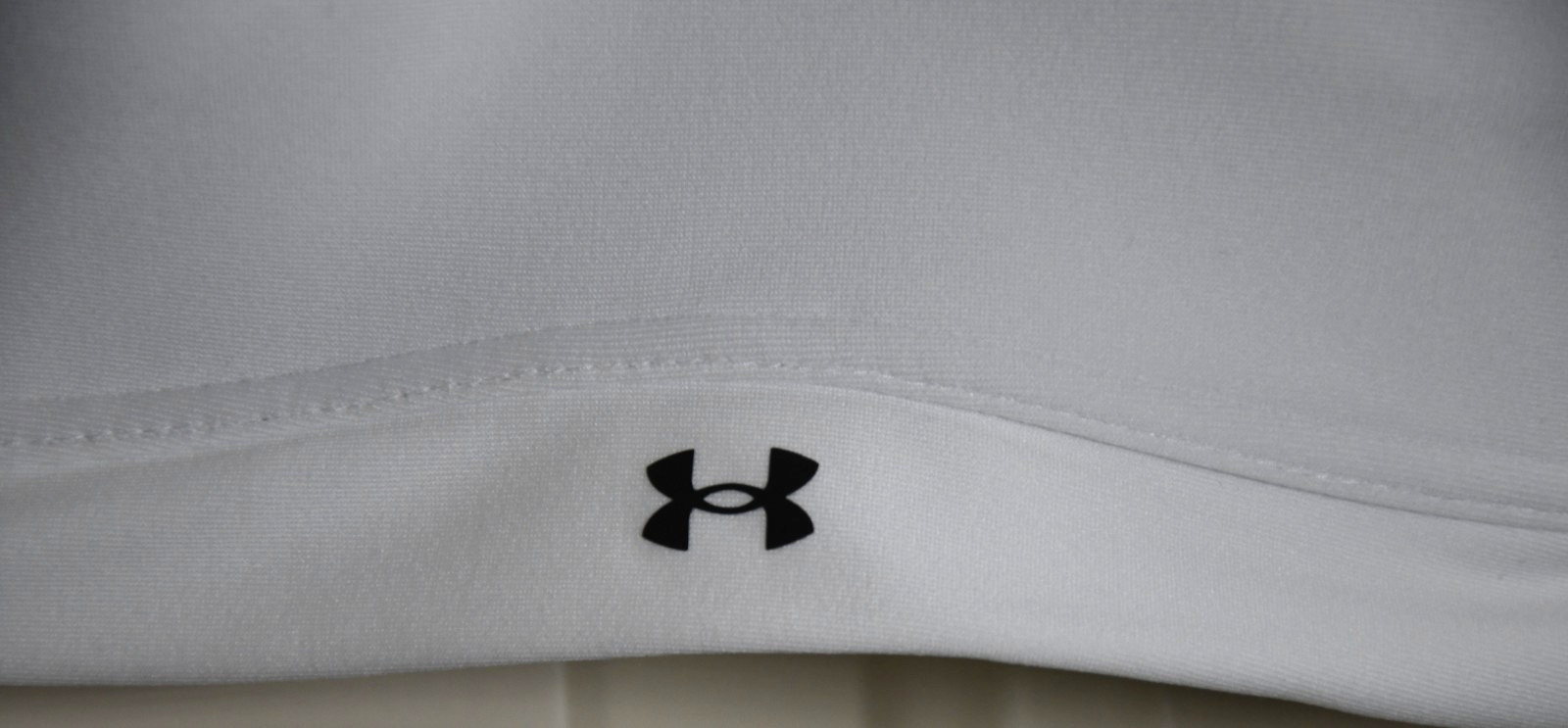 NWT Under Armour Infinity 2.0 Women’s Large Low Impact White Sports Bra 1384126
