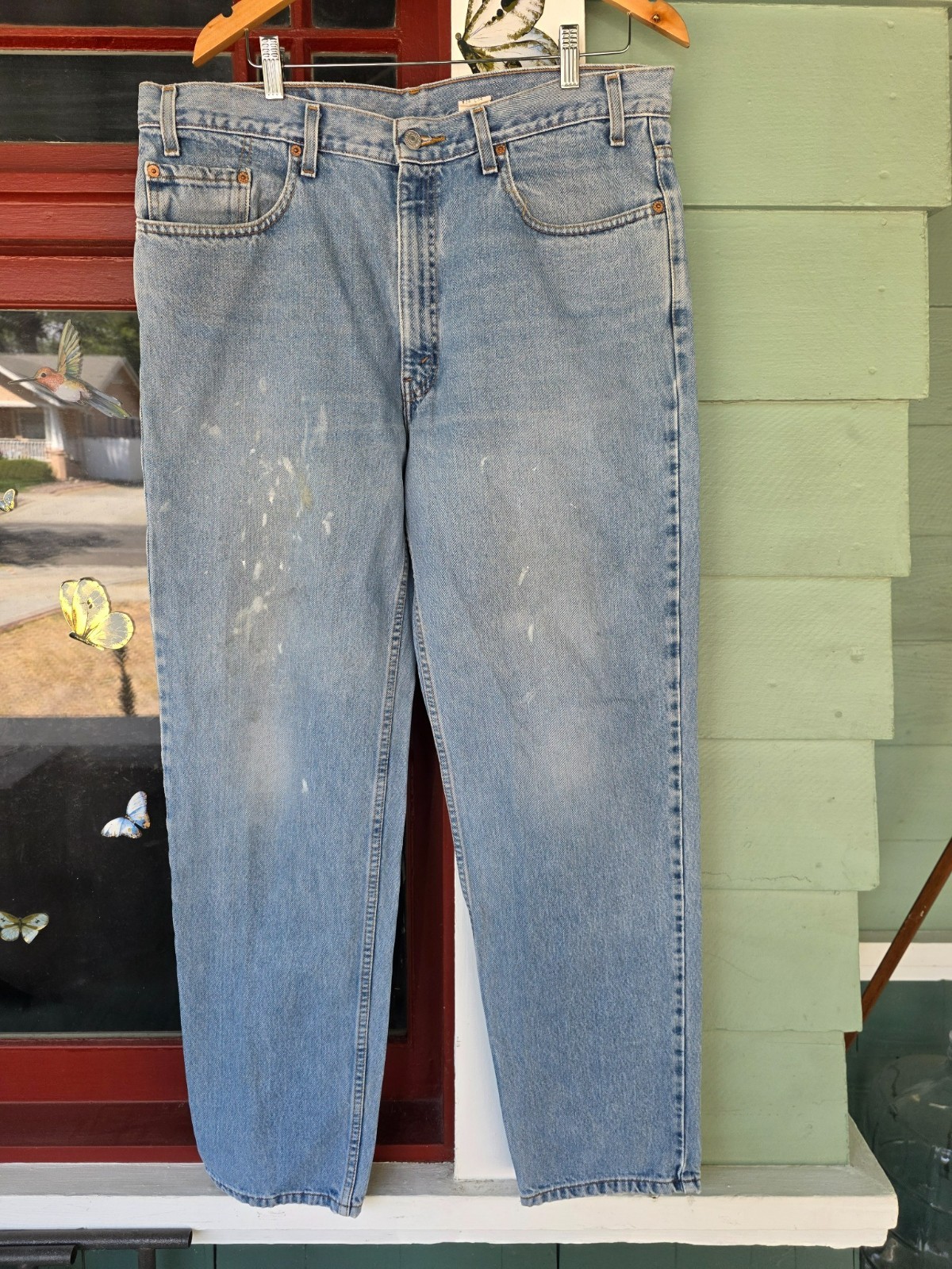 Vintage Y2K Levi’s 550 Relaxed Fit Jeans 38×34 Light Wash Paint Splatter USA Sty