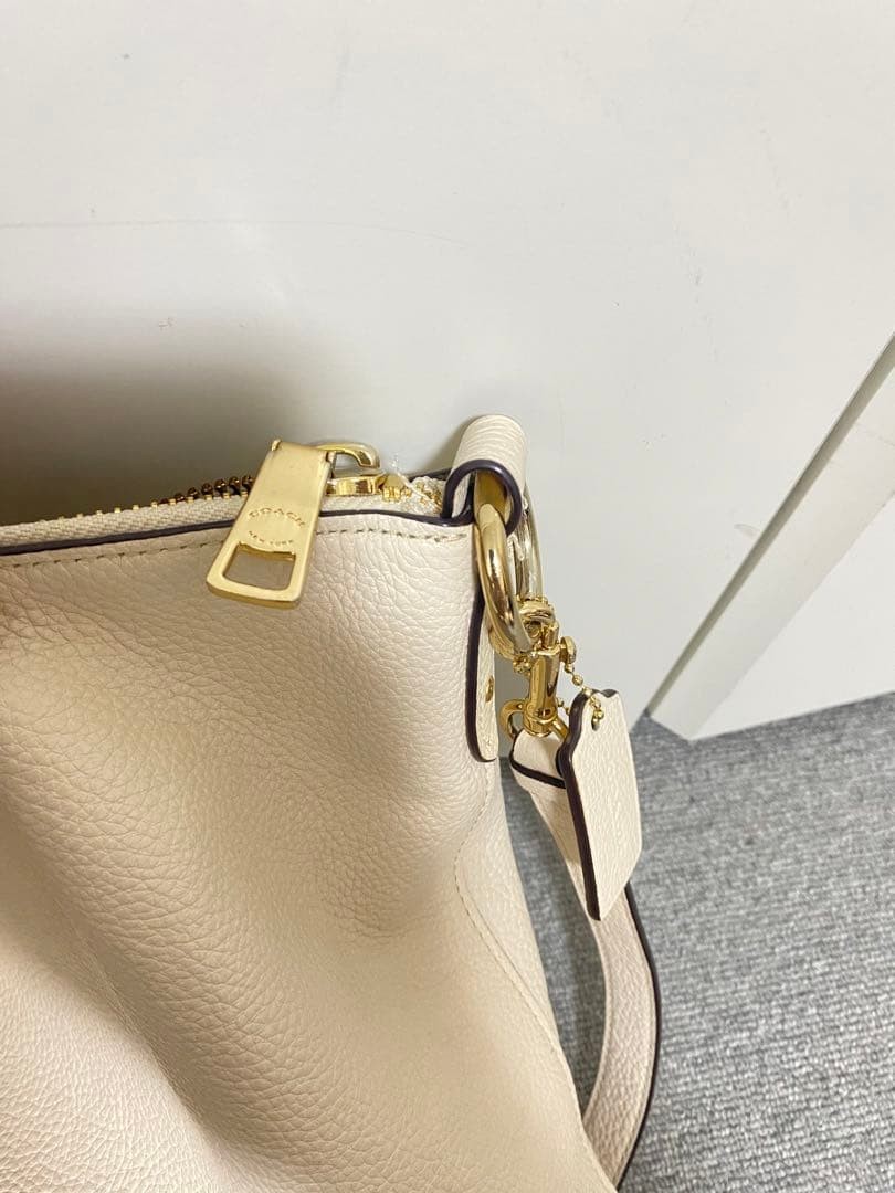 item COACH Bag F31507 23a