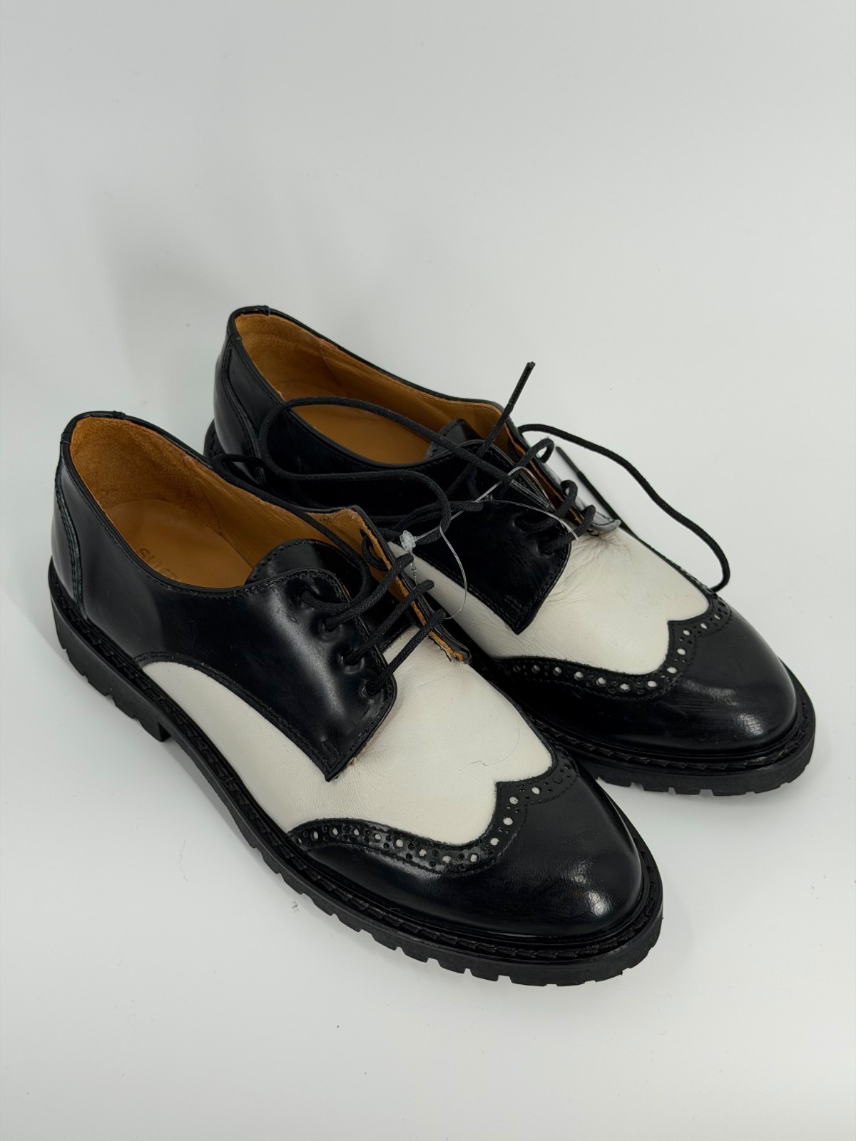 Sumissura Custom Women’s Size 6.5 US / 37 EU Two Tone Wingtip Oxford NWOB