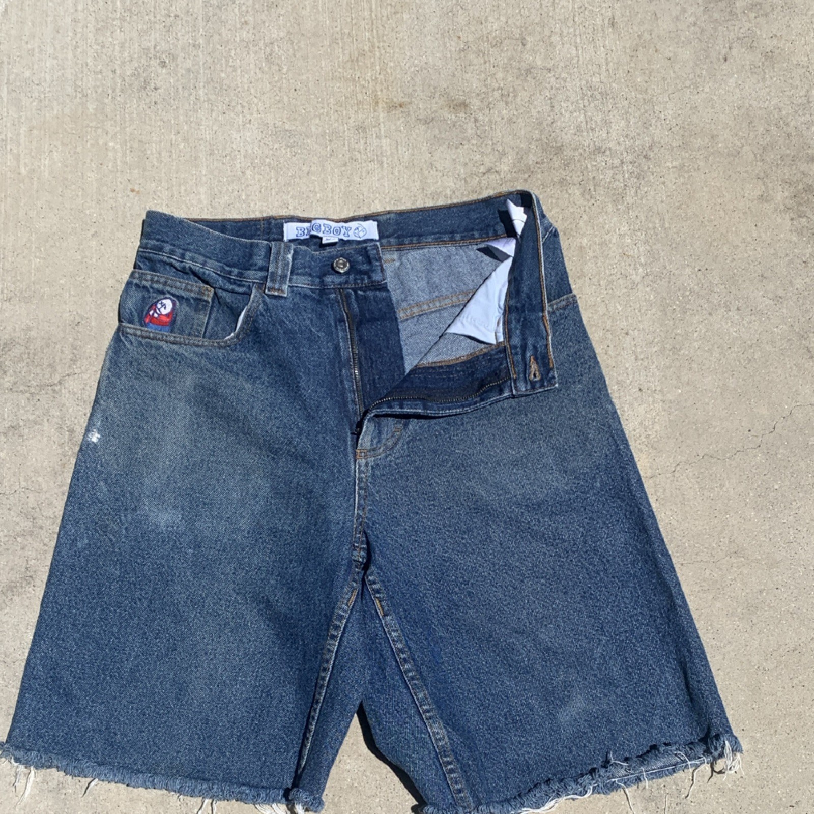 Polar BIG BOY Men’s Medium Wash Blue Denim Cutoff Shorts 5-Pocket fly Logo