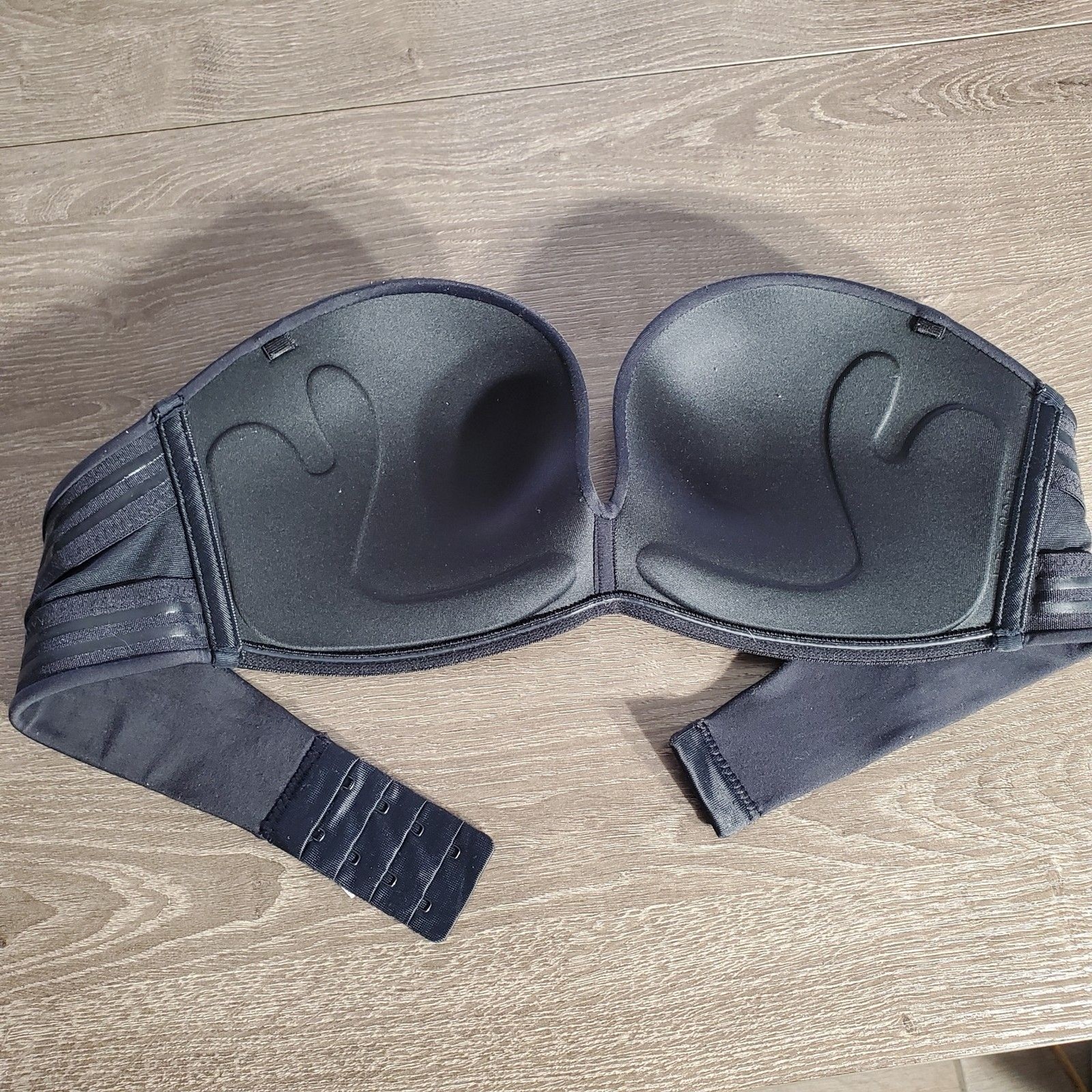 LEONISA STRAPLESS PUSH-BRA BLACK SIZE 34B