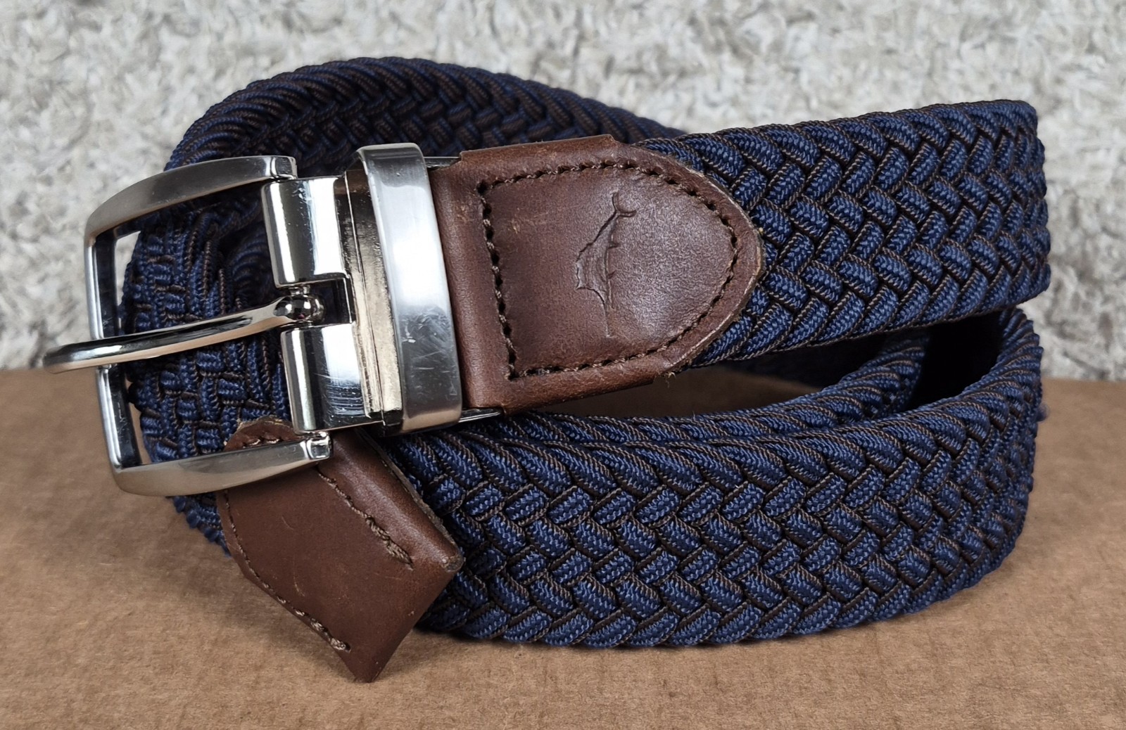 Tommy Bahama Stretch Braided Woven Belt Leather Tips Mens L/XL 50″ Full Length