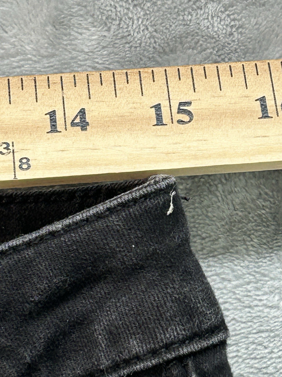 a.n.a. Petites Jeans Womens Sz 10P Black Skinny Stretch Denim Whiskered Faded
