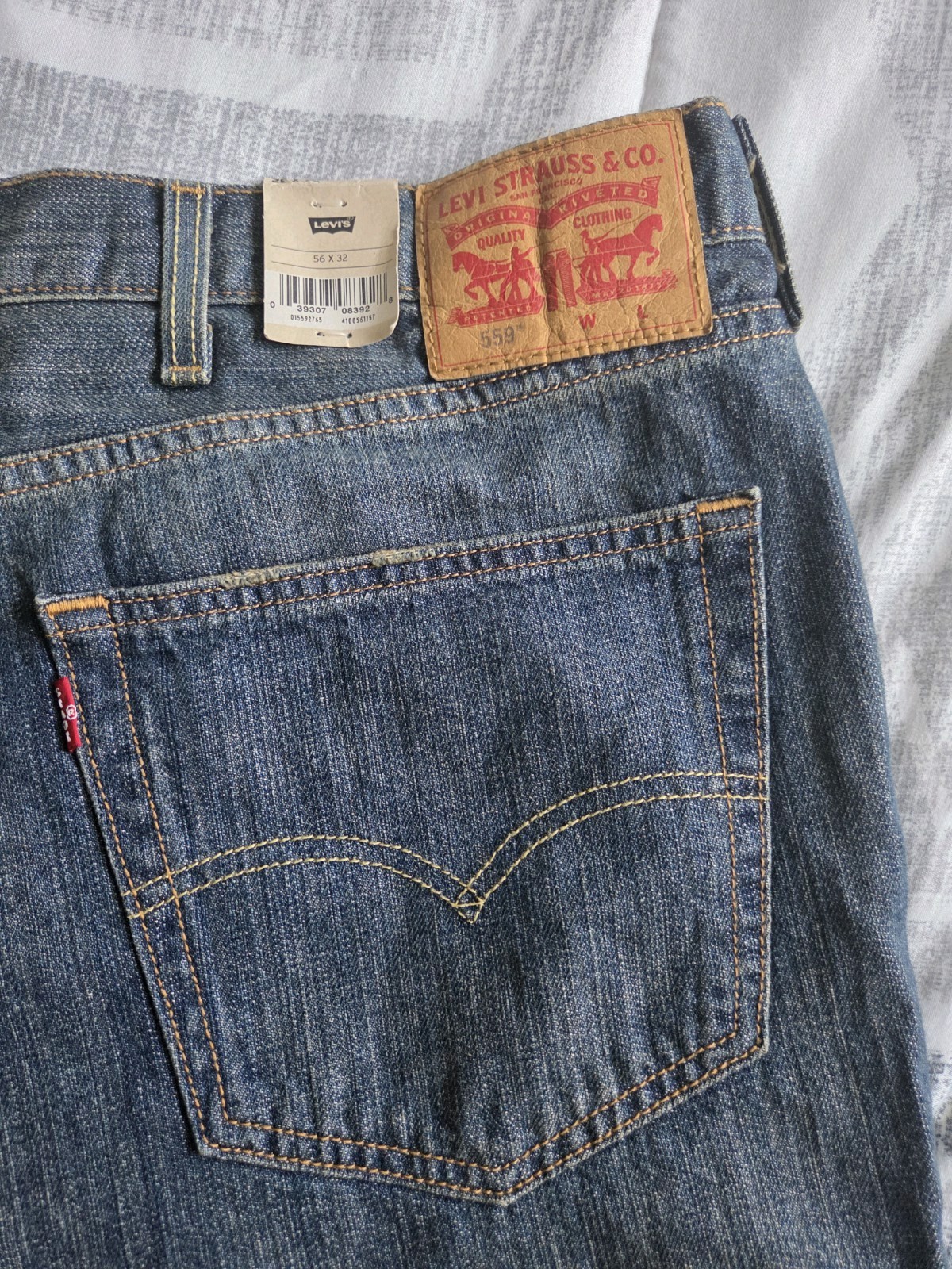 Levi’s Men’s Relaxed Fit Straight Leg Blue Denim Jeans Big & Tall NWT 56×32