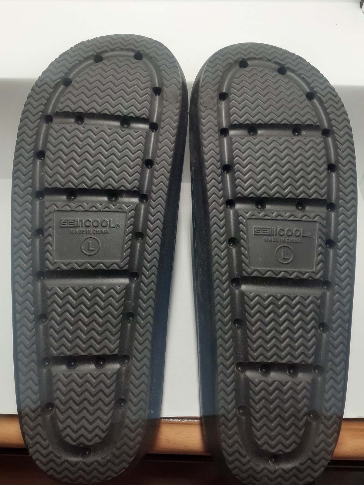 32 degrees cool unisex cushion slide black size L W9-10 ,M 8-9