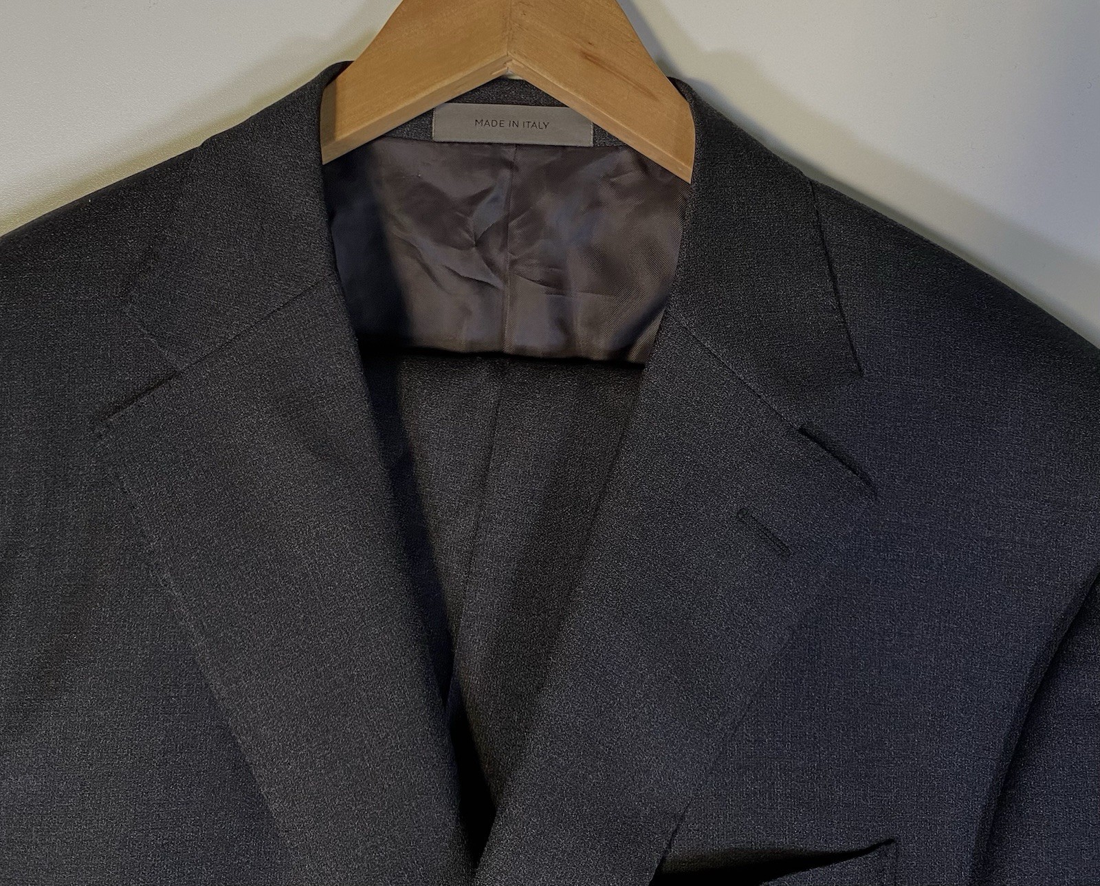 Recent Corneliani 46L 56L 2pc Charcoal Gray Melange 18,25 Microns Suit W40
