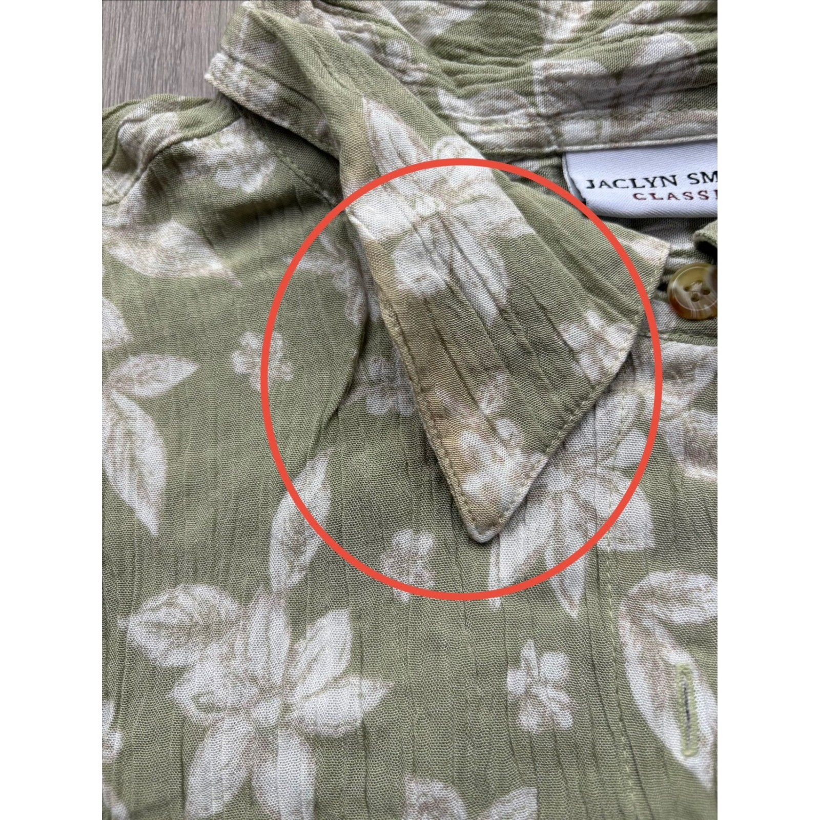 Jaclyn Smith Classic Green Floral Rayon Button Down Shirt Womens 1X Short Sleeve