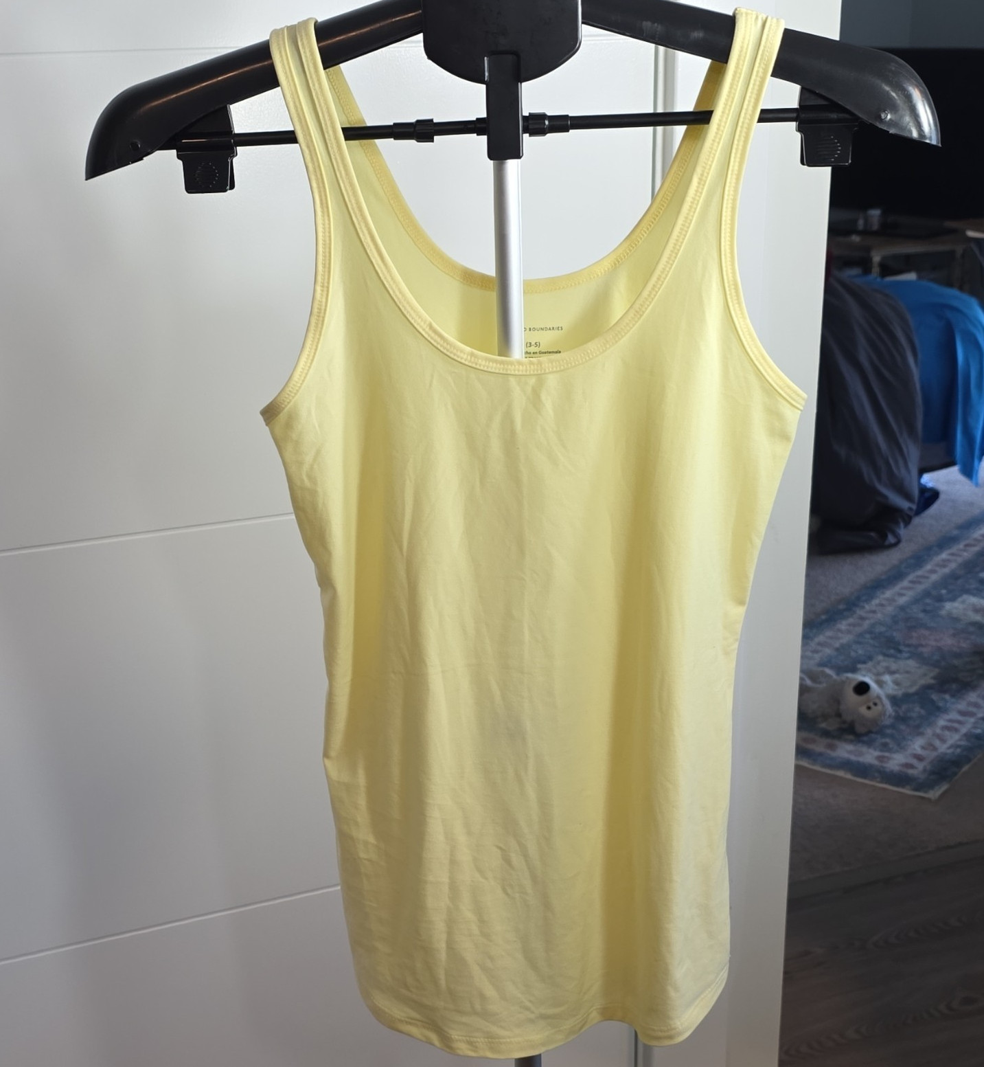 No Boundaries Yellow Stretch Knit Scoop Neck Wide Strap Tank Top S (3-5)