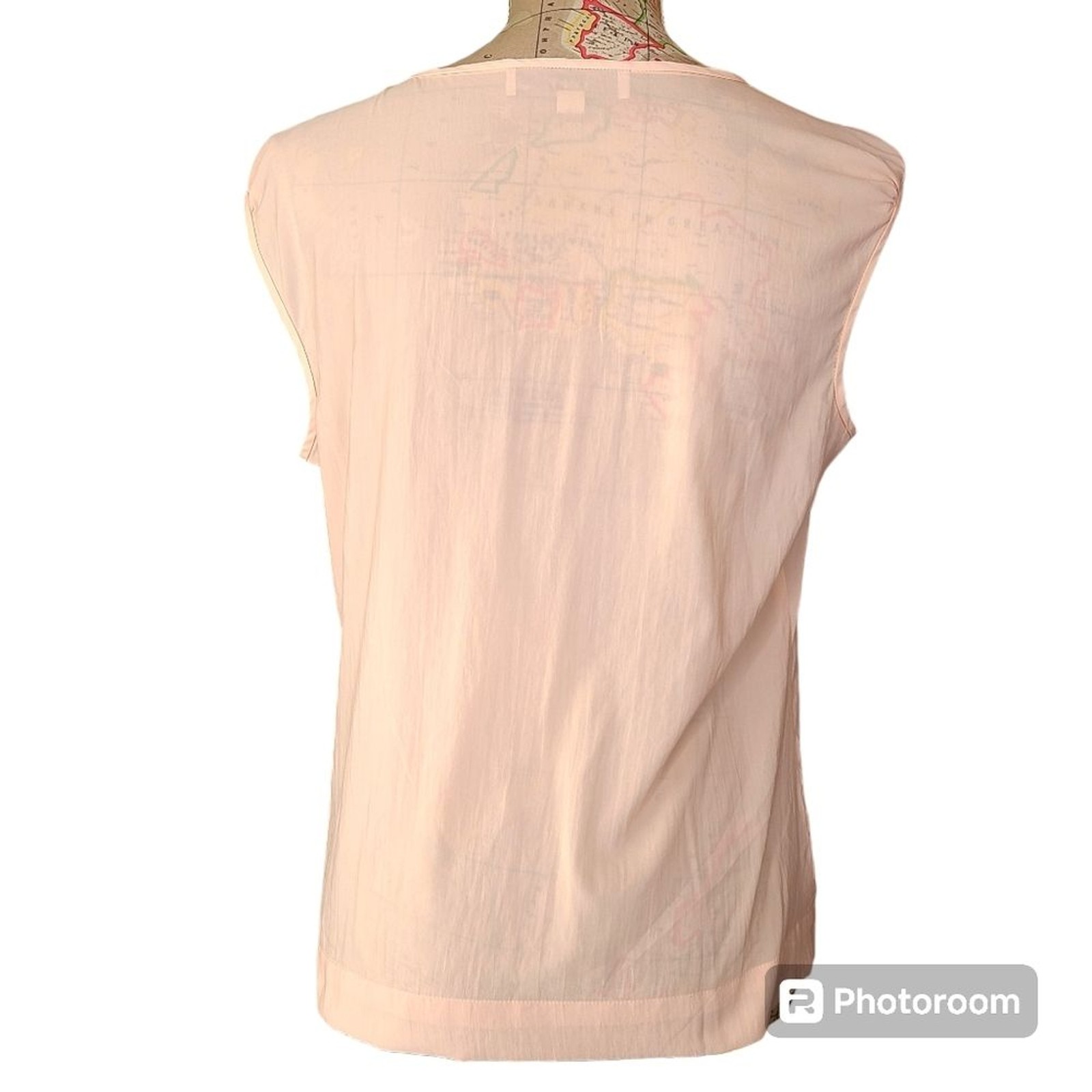 LOFT Size Medium Petite Powder Pink Round Pleated Neckline Blouse Feminine