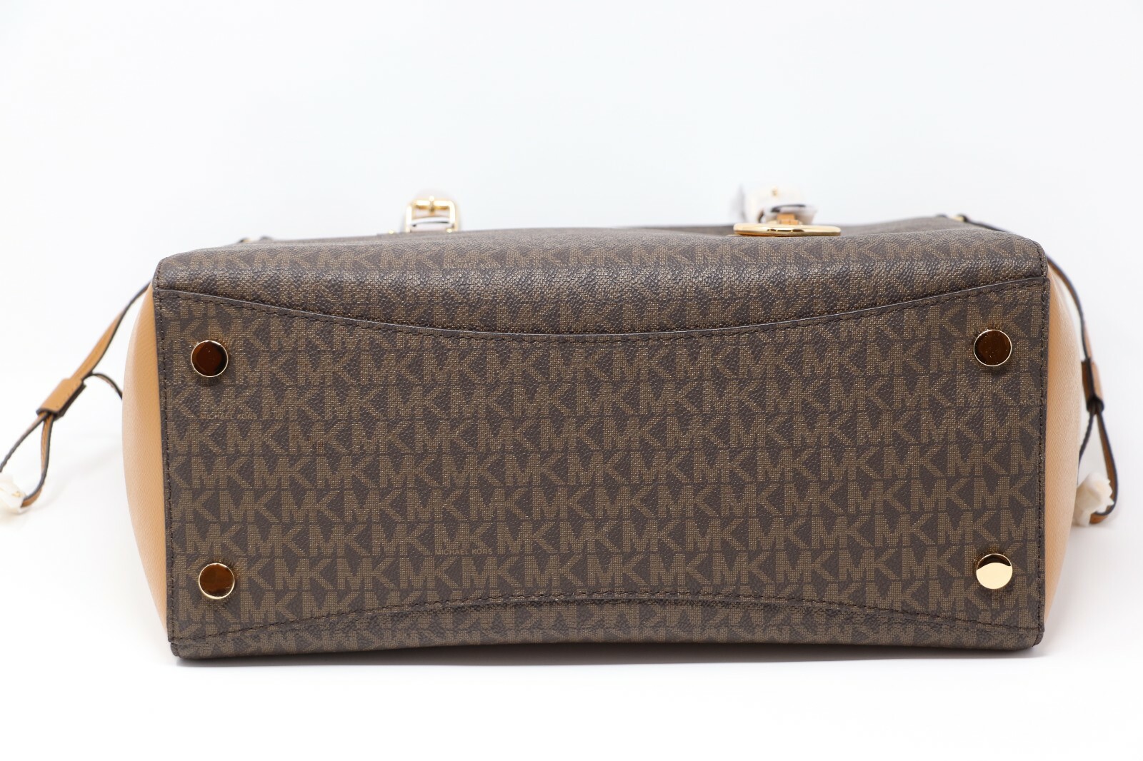 NWT MICHAEL KORS SIGNATURE VOYAGER MULTIFUNCTION TOTE BROWN