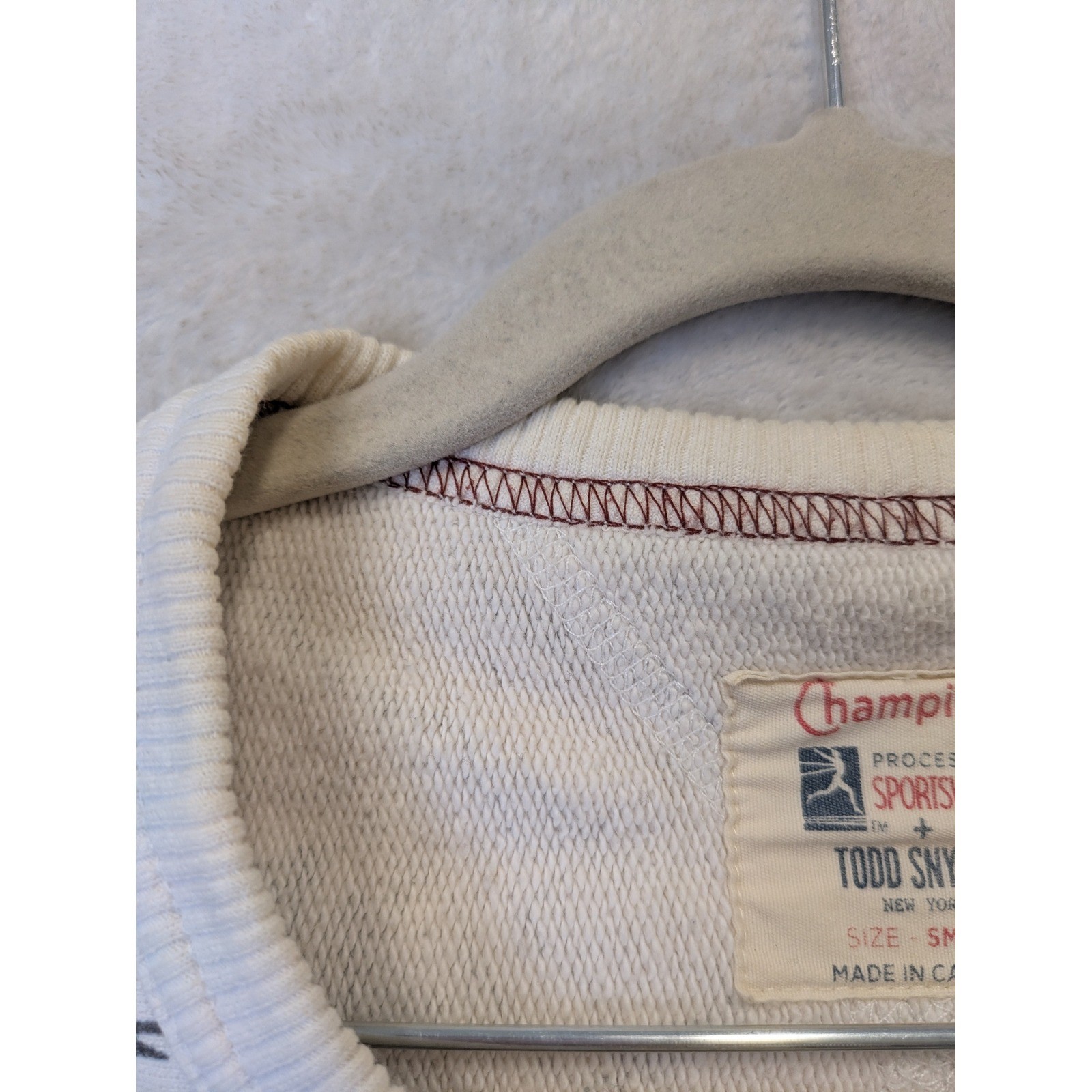 Champion Todd Snyder Sweatshirt Men’s Small Cream Looney Tunes All Over Print