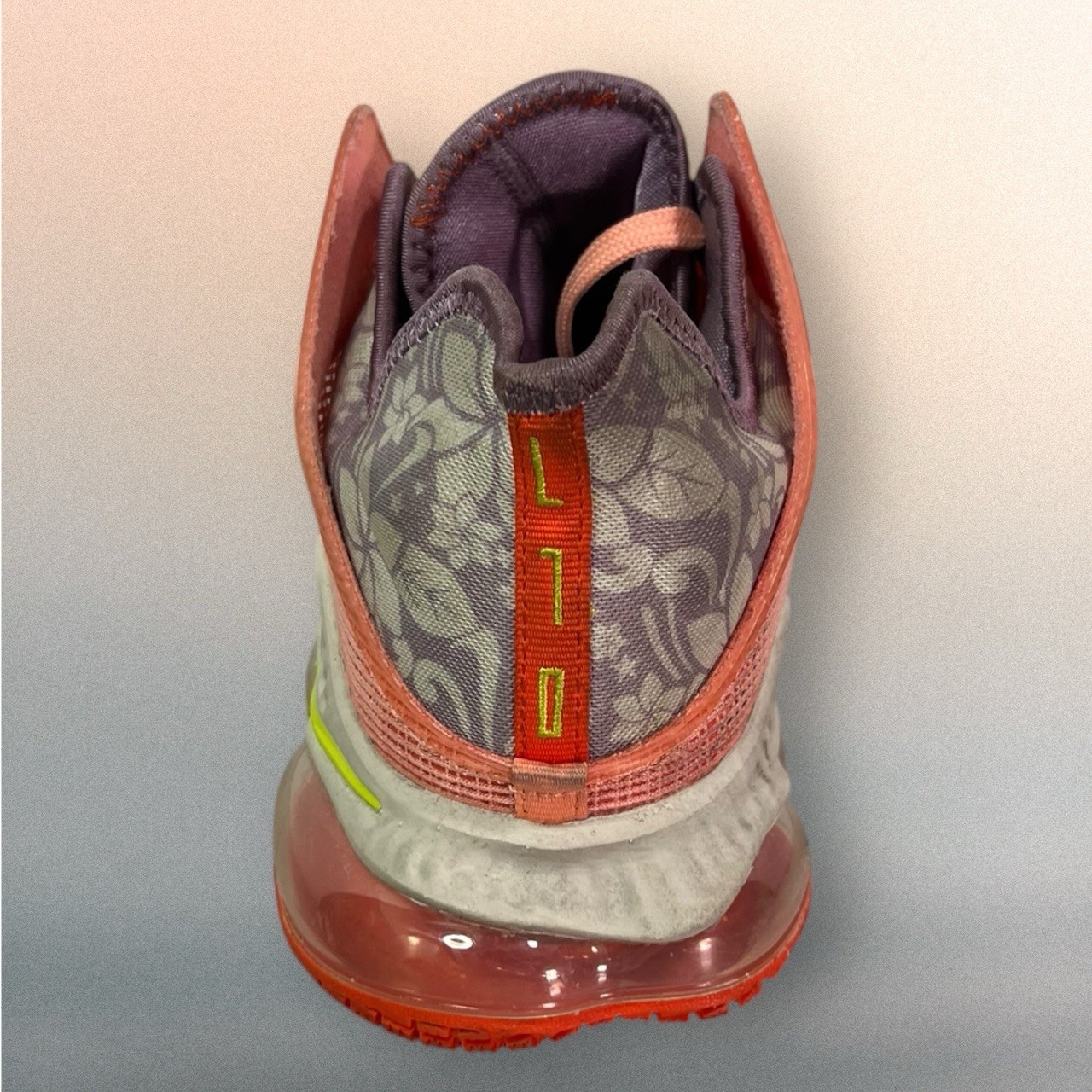 Nike Lebron 19 Low Hawaii LeBron James Basketball Sneakers Size 8.5