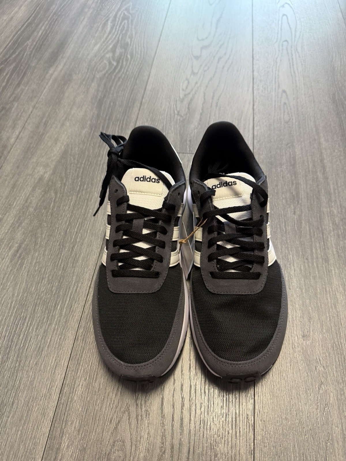 Adidas Run 70s Black White Women’s Size 7.5 Athletic Sneakers Shoes GW5609