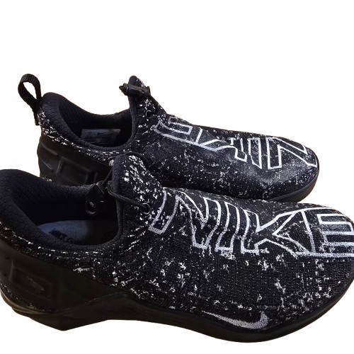 Nike React Metcon Black White Flyknit Training Shoes BQ6046-010 Women’s Size 8