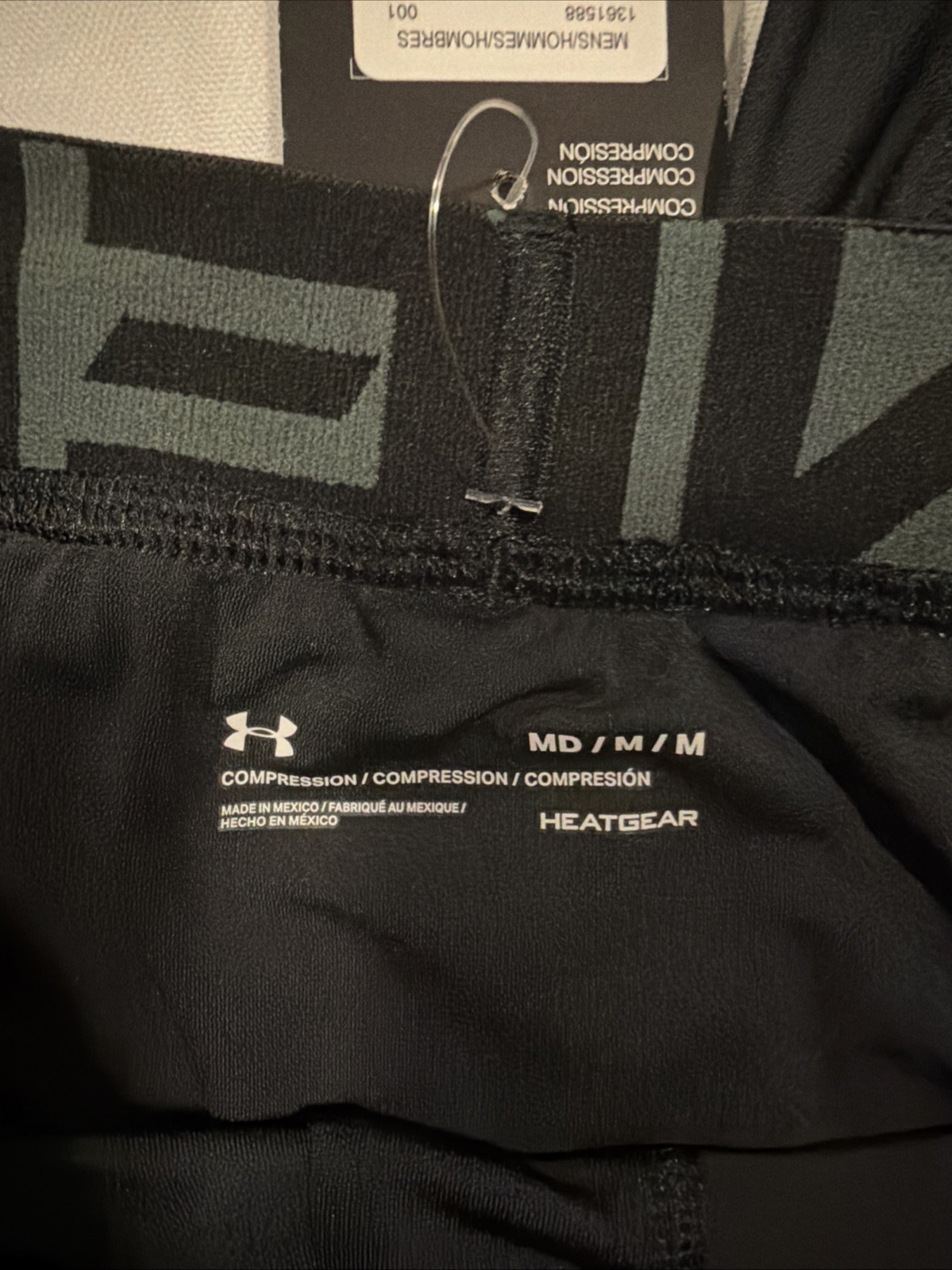 UA Men’s Compression Heat Gear Black 3/4 Leggings Sz Medium