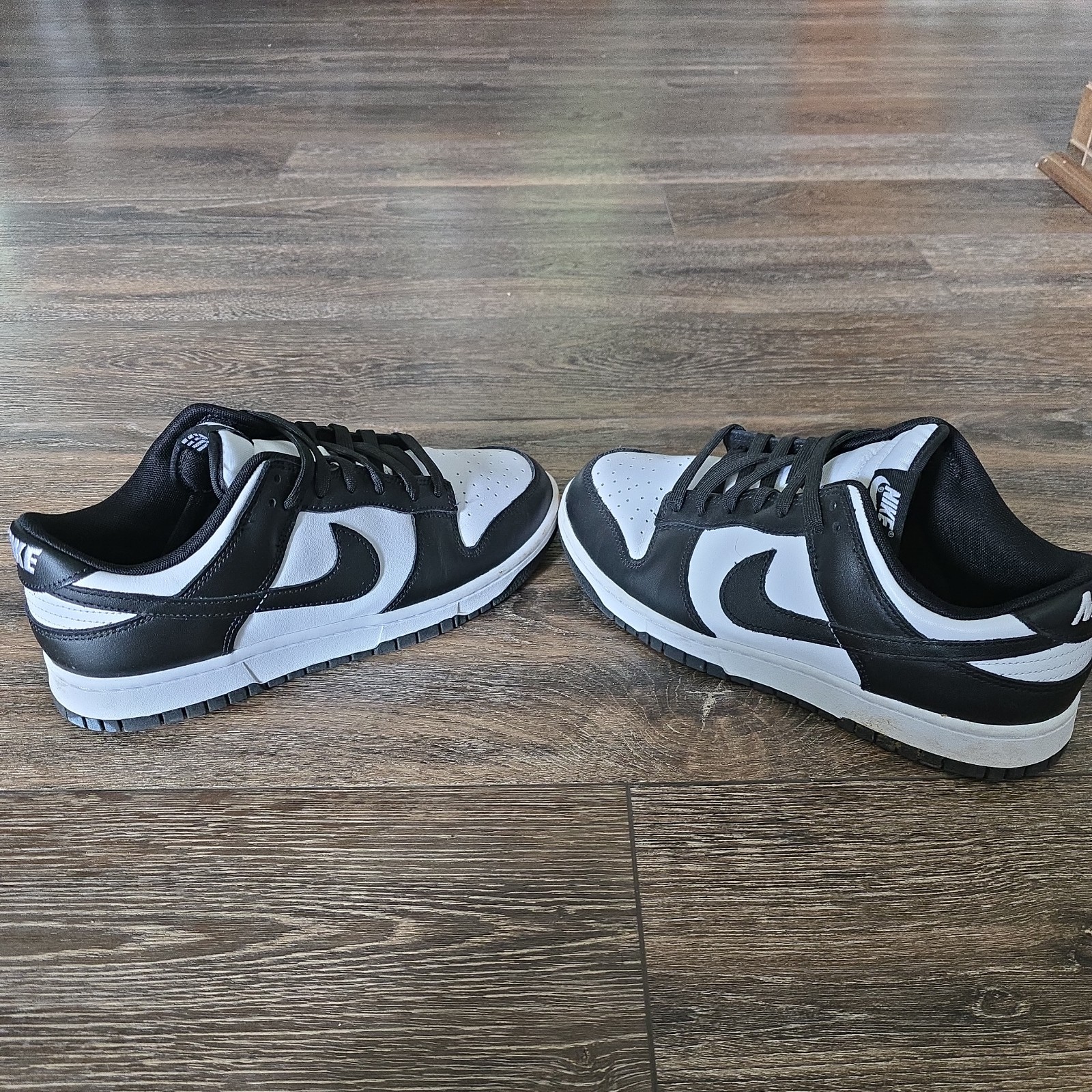 Size 10M- Panda Dunk Low