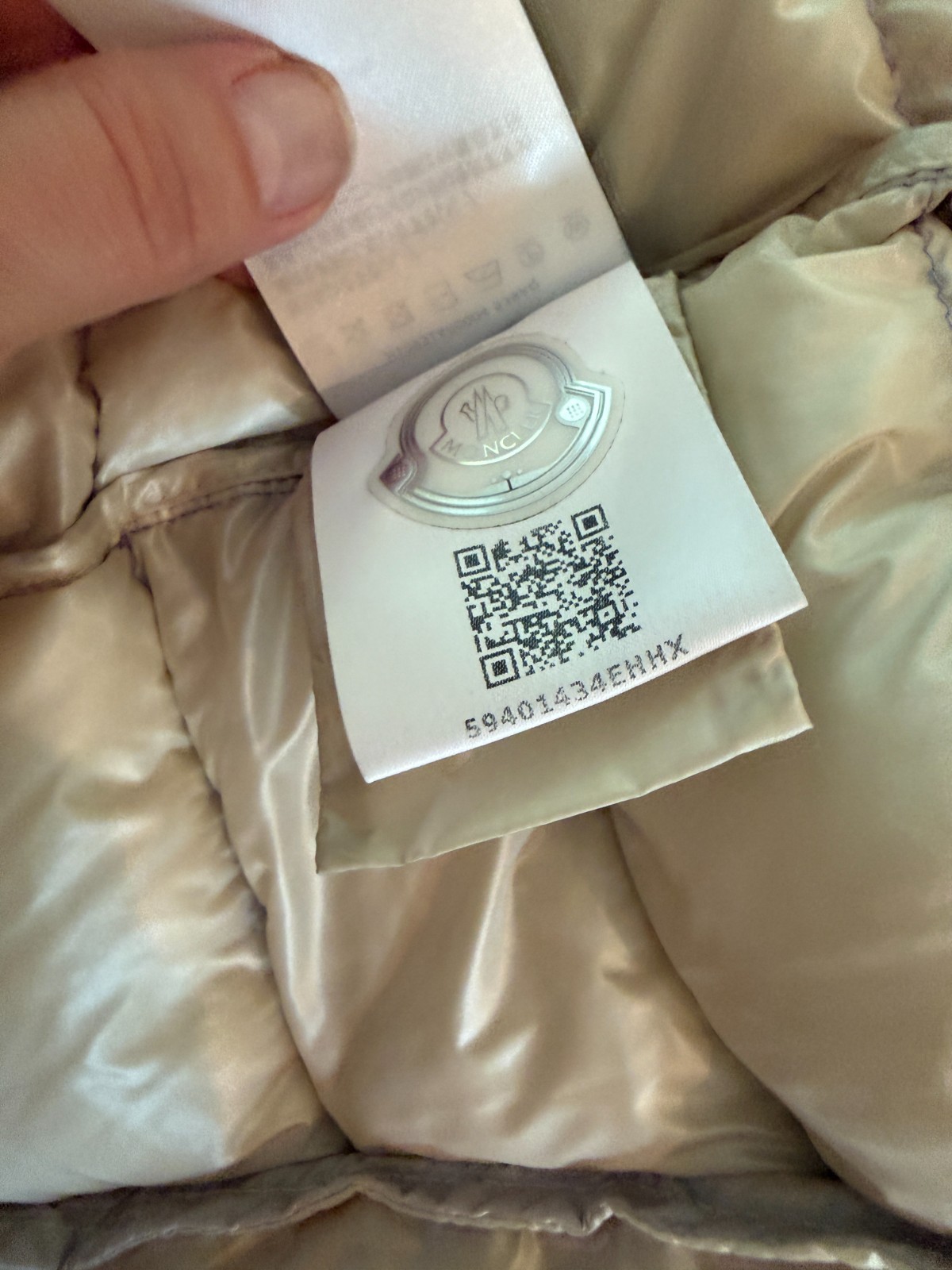 Womens Moncler Down Jacket Size 2 very good condition