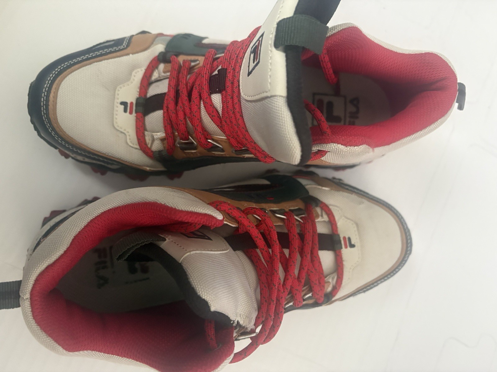FILA Oakmont TR Athletic men’s sneakers . Color block size 7