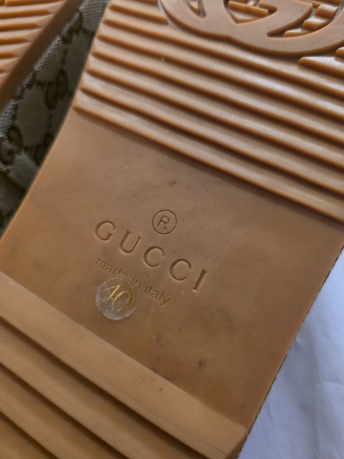 Gucci Platform Slippers Size 40 US 9.5 Women In Box Mint!!