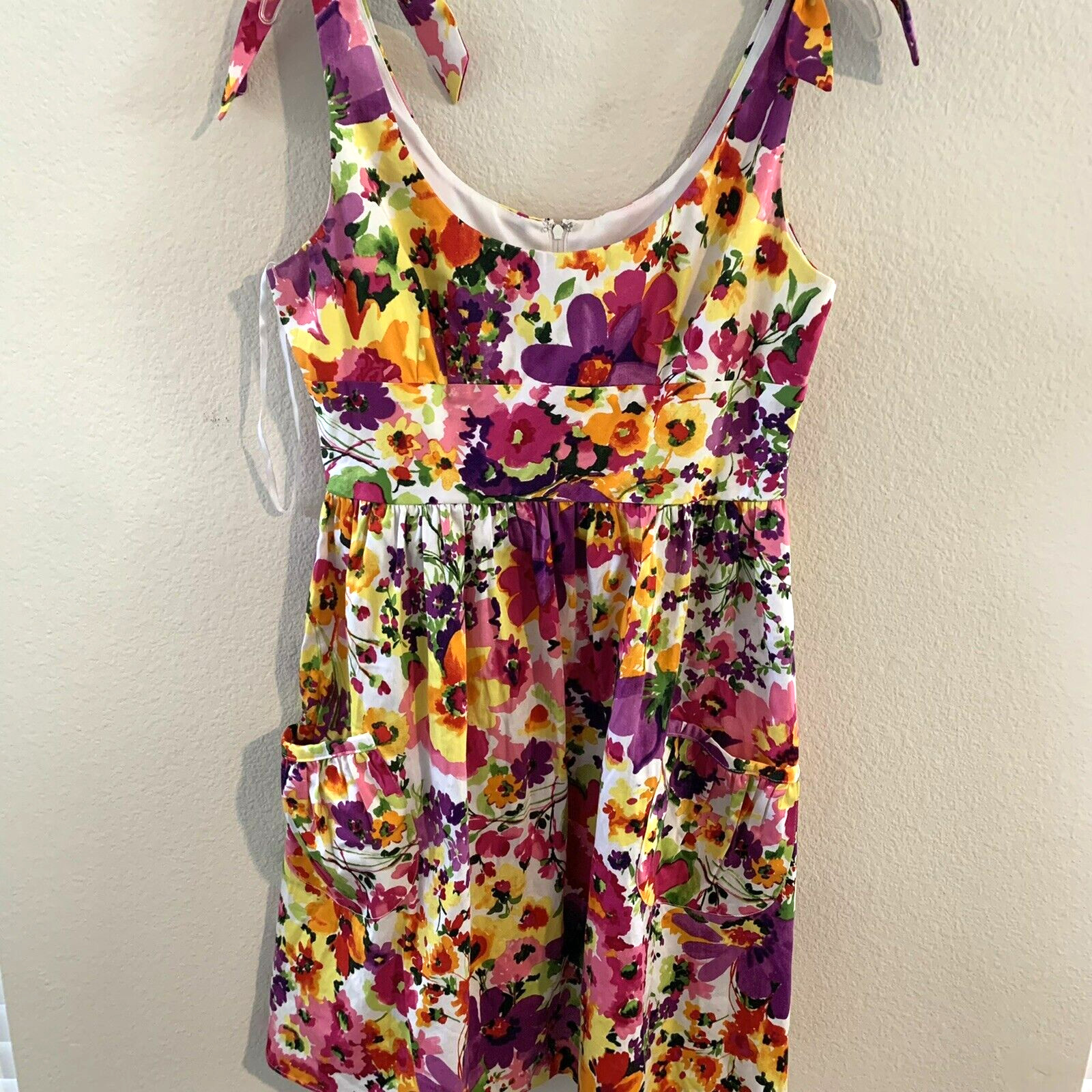 Breakin Loose Dress Size 10 Floral Fit and Flare Sleeveless