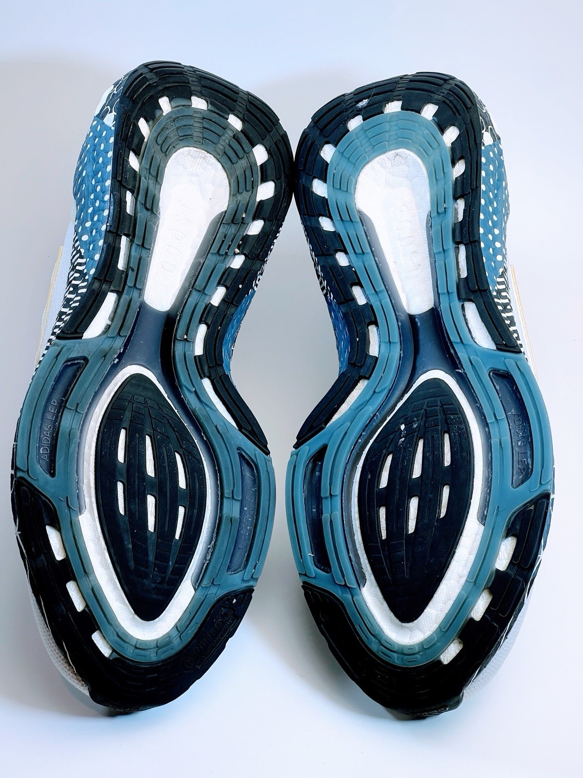 Adidas UltraBoost 22 Patchwork Graphic Cloud White Men’s Size 11.5 [GW6912]