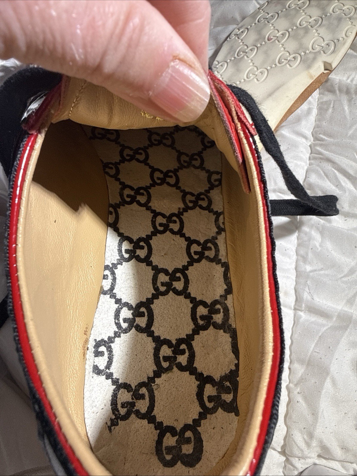 Gucci Falacer Hebron Web Patent Leather. U.S Size 7 men 8 women EU 41 Red Multi