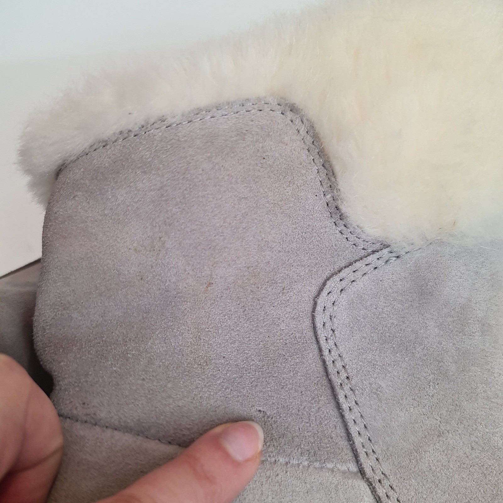 Sorel Out N About Bootie Gray Suede Faux Fur Winter Boots Womens 9 NL3073-061