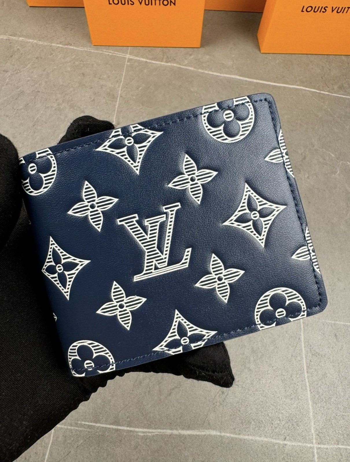 Louis Vuitton Blue Monogram Leather Bifold Wallet Pre-Owned Excellent Condition