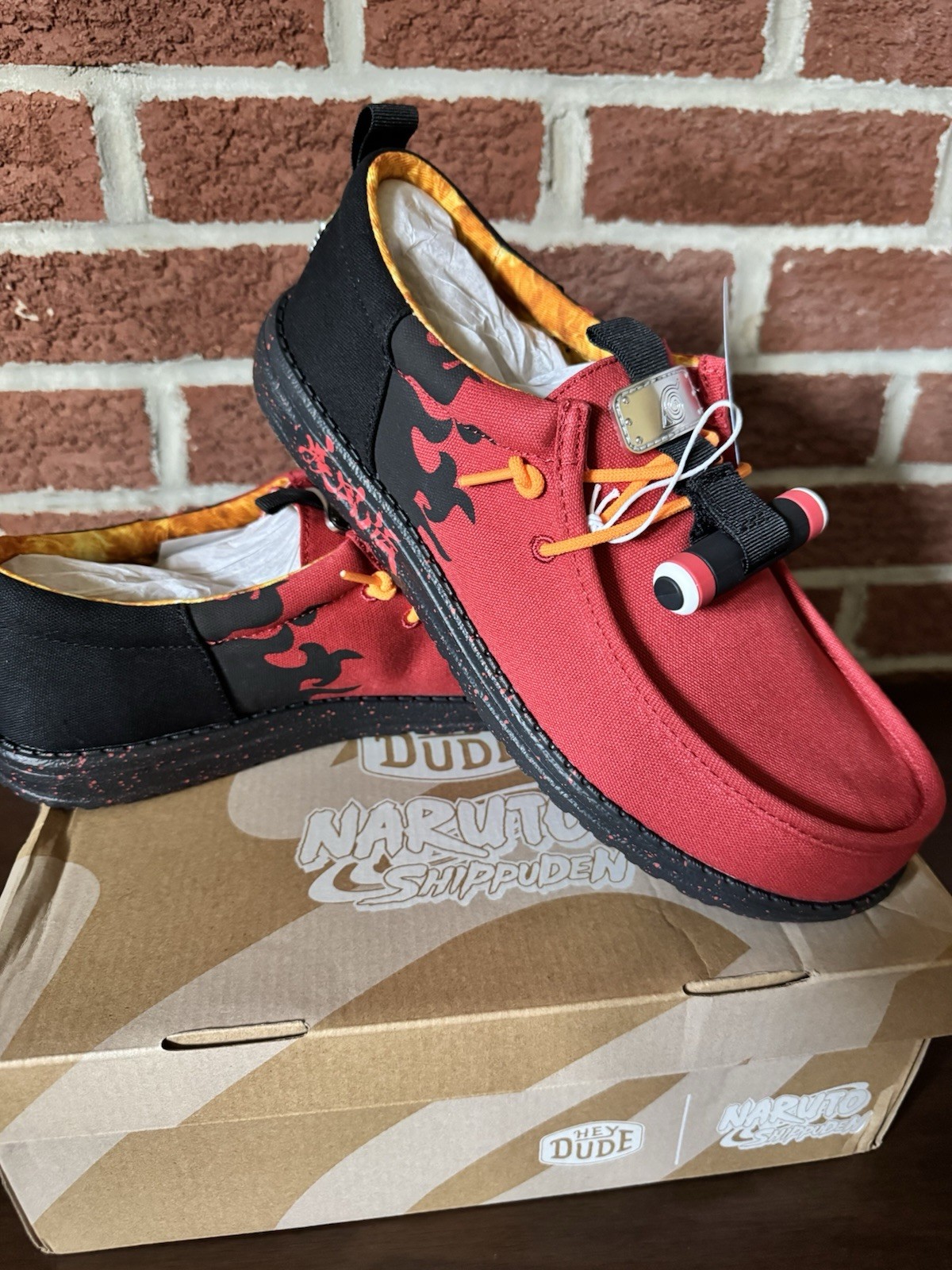 Hey Dude x Naruto Sage Mode Wally Funk Limited Time Collab Mens Size 10 New