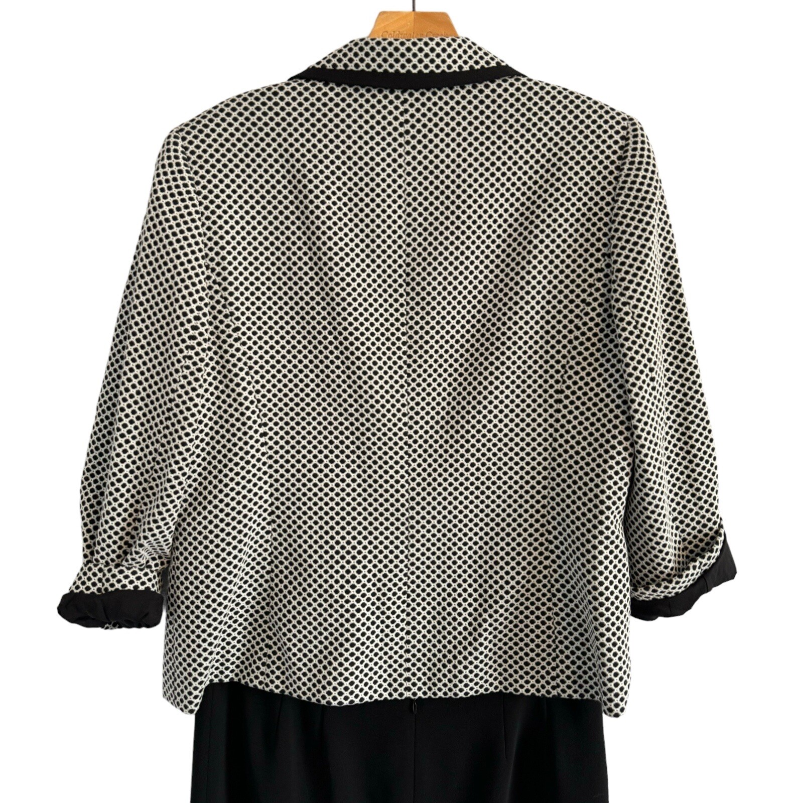 Kasper Skirt Suit Size 10 Black White Two Piece Jacket/Skirt Women Suit