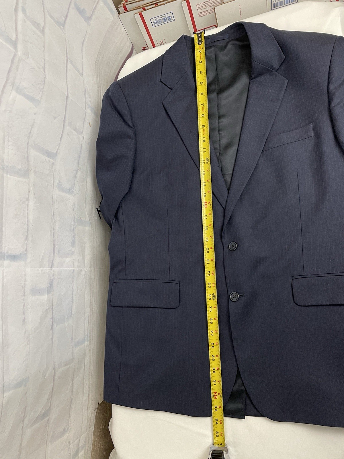 Tom James Corporate Image Men’s Navy Pinstripe Suit Sz 44 R Pants 38 X 29.5