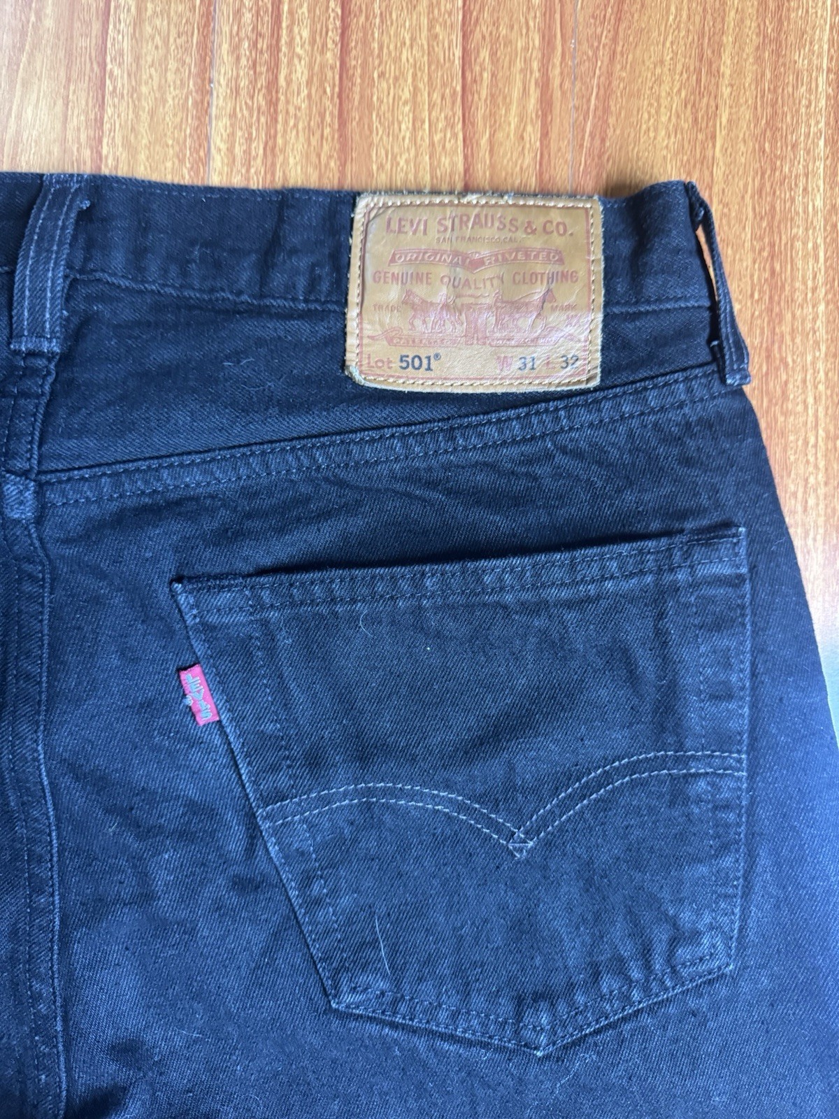 Levi’s Premium Men’s Black Straight Leg Regular Fit Mid Rise Denim Jeans