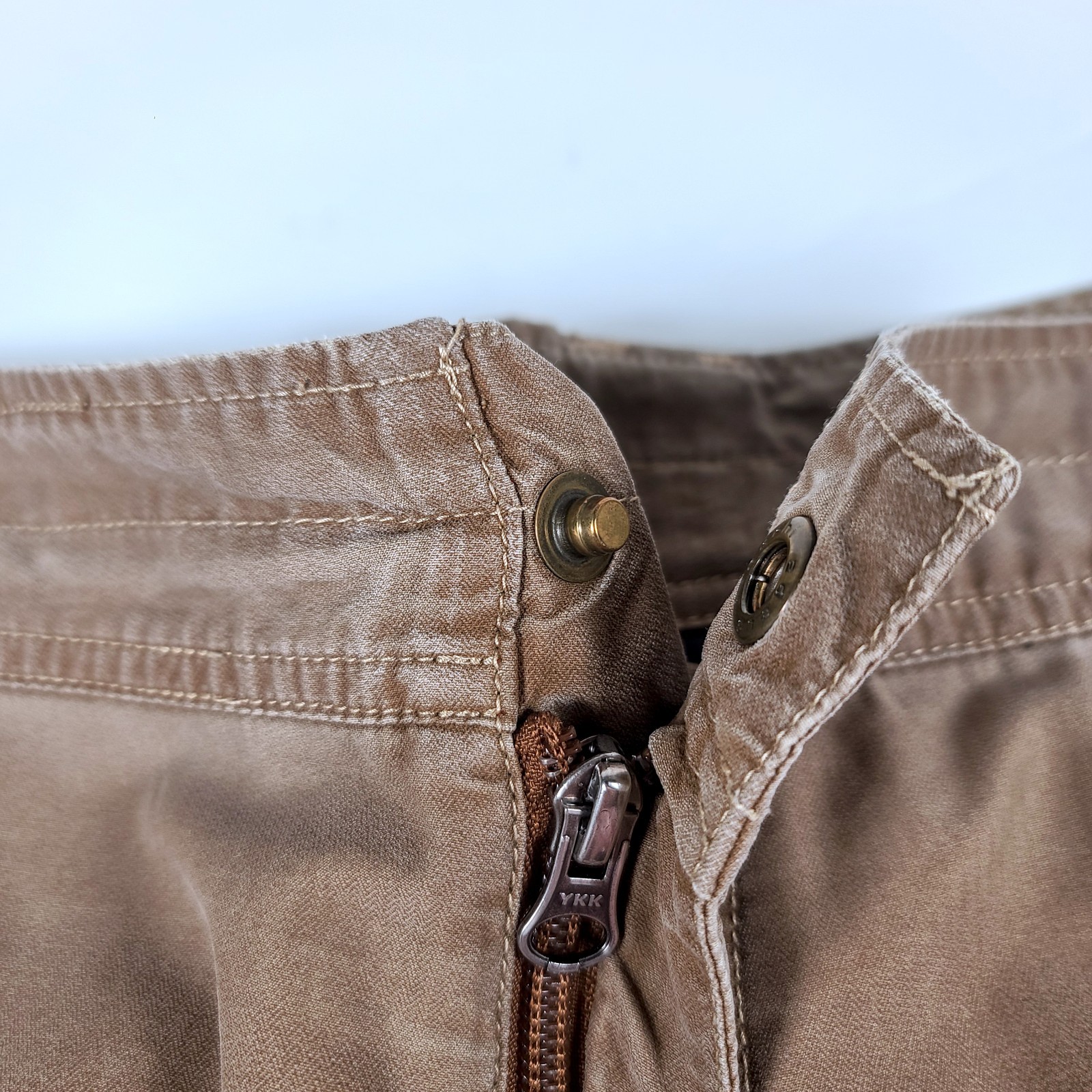 Kuhl Revolvr Cargo Shorts Men’s 36 Brown Nylon Cotton Quick Dry Zipper-Pockets