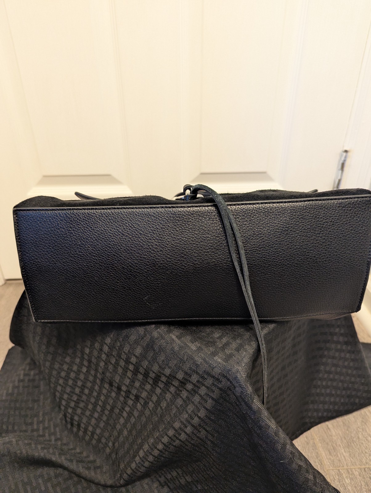 Rebecca Minkoff Black Medium Satchel Top Handle w/ Detachable Strap Silver