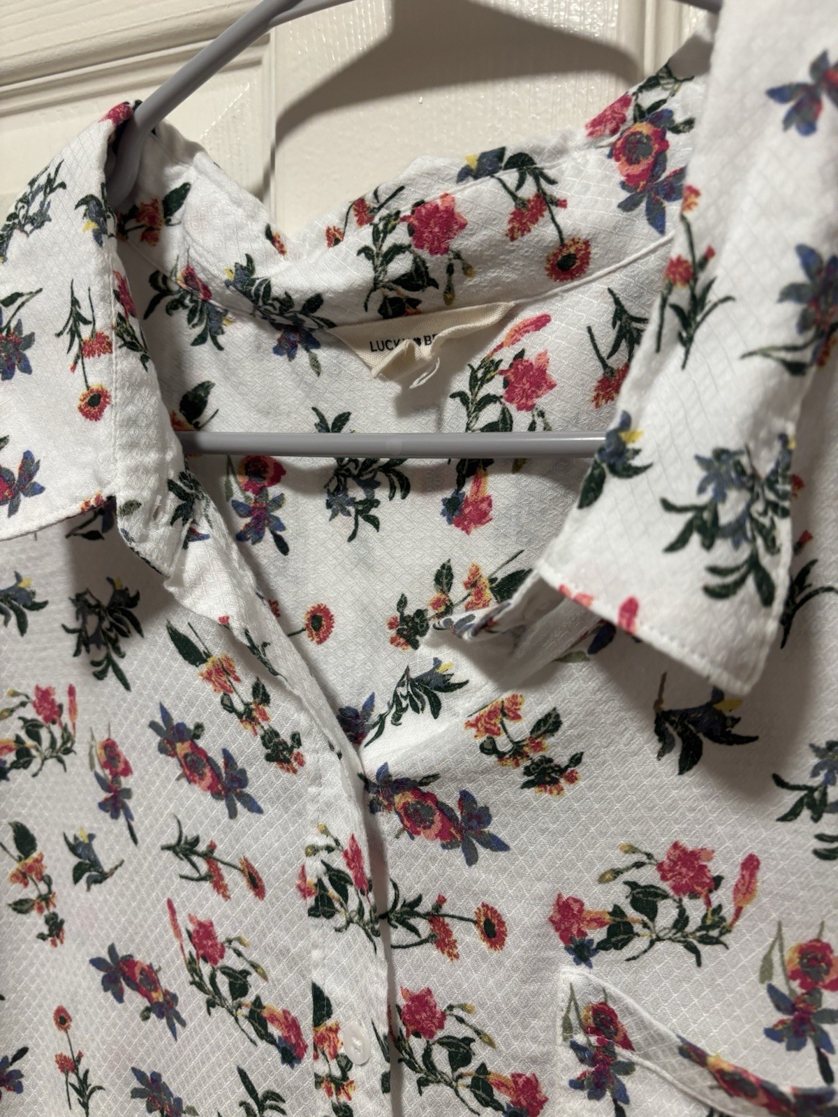 Lucky Brand Women’s White Floral Button-Front Top