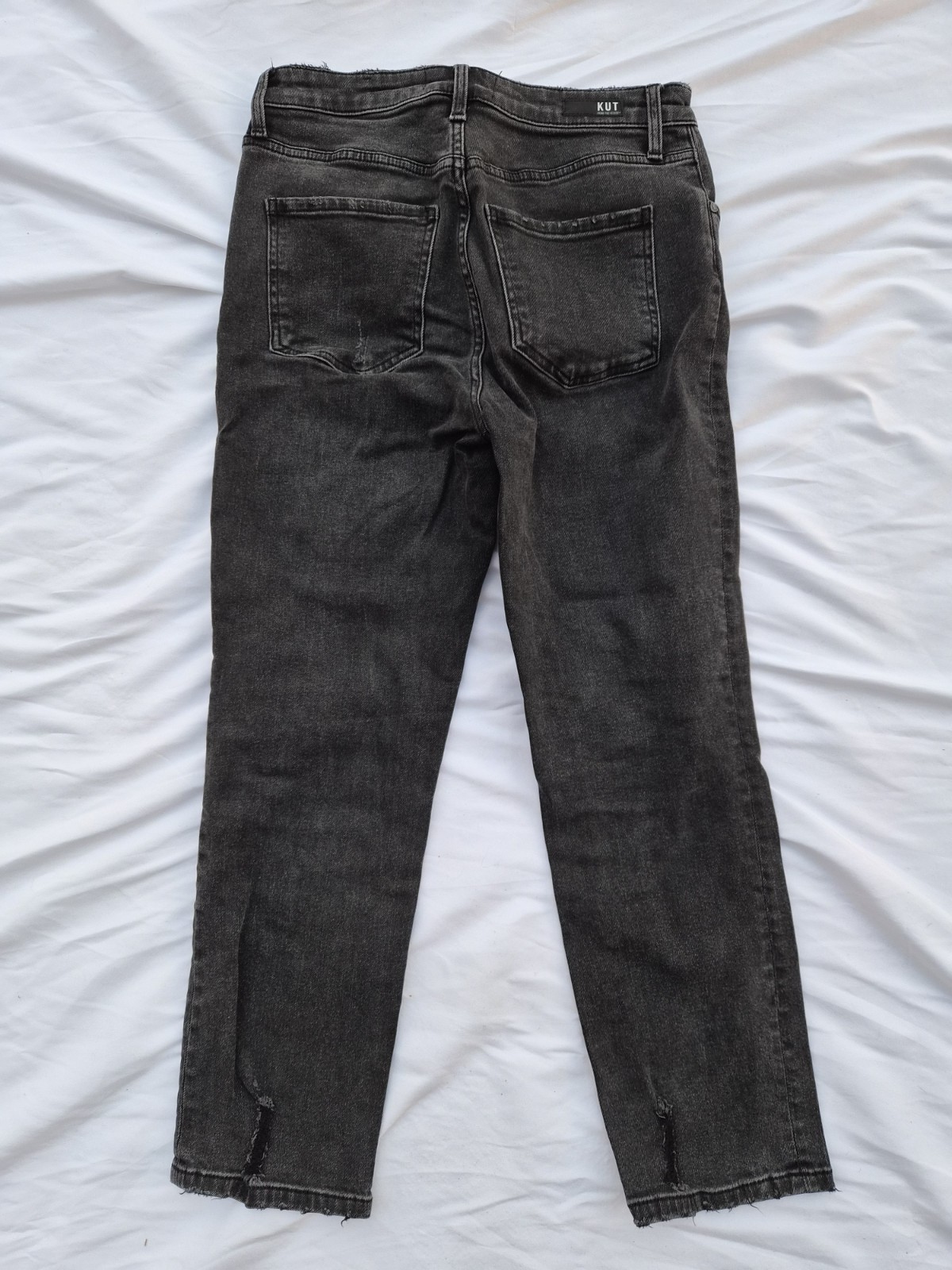 KUT from the Kloth Women’s Straight Leg Black Denim 5-Pocket Button Jeans