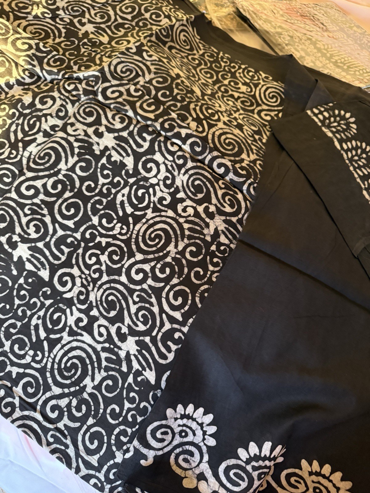 NEW 🆕, Cotton BATIK SAREE. ( Item#L2736 ) including blouse piece.